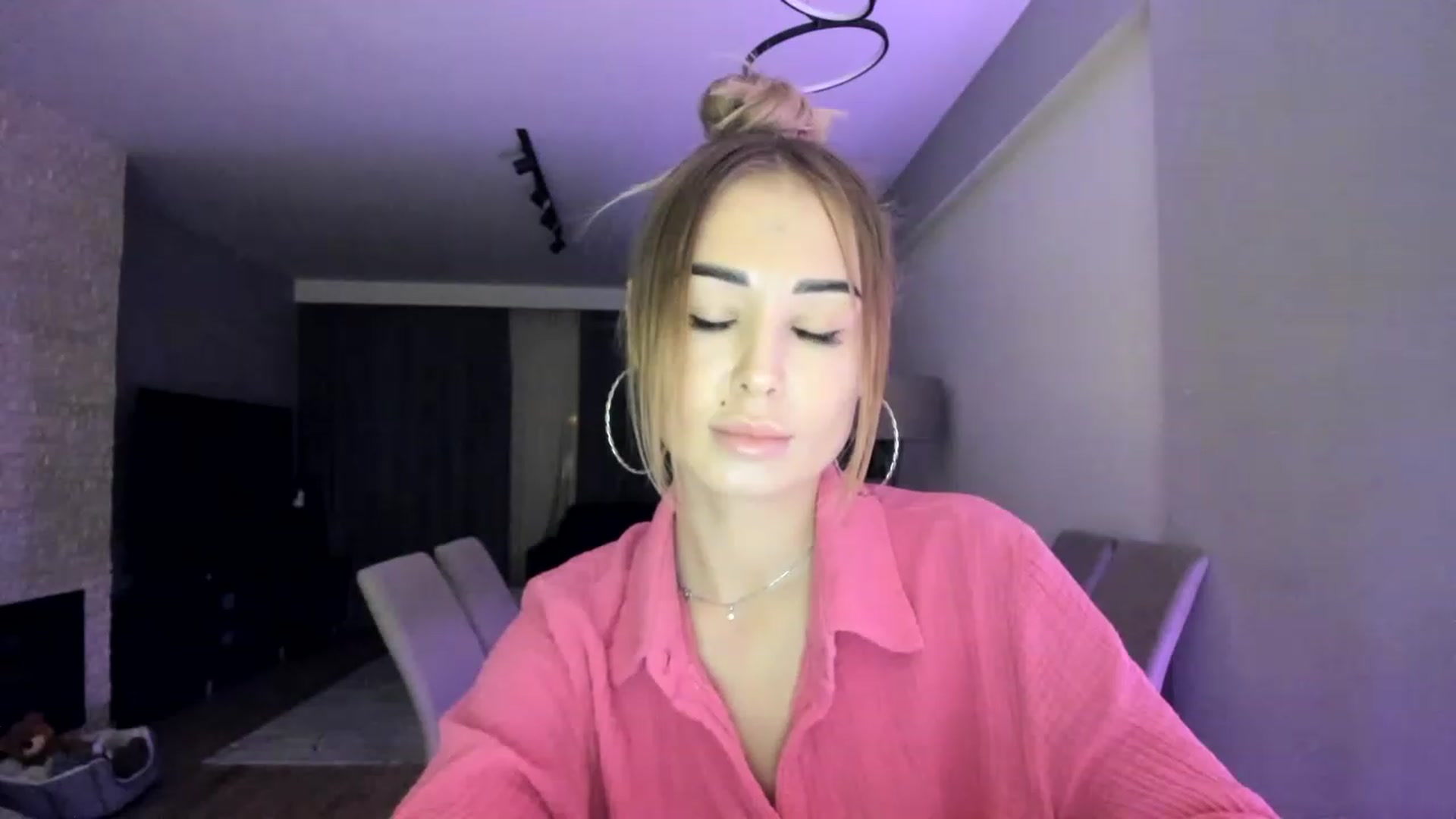 Gallery image thumbnail from AAA_Yas's myfreecams stream on, 03/03/2023, 20:37 image 20 of 20