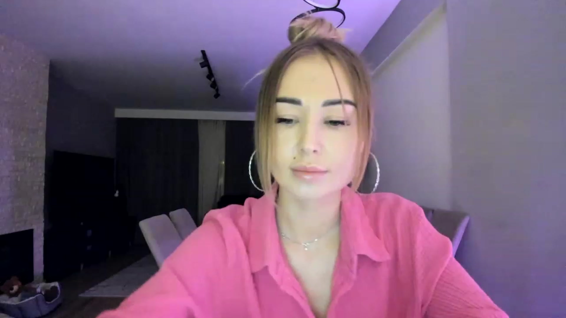 Gallery image thumbnail from AAA_Yas's myfreecams stream on, 03/03/2023, 20:37 image 19 of 20
