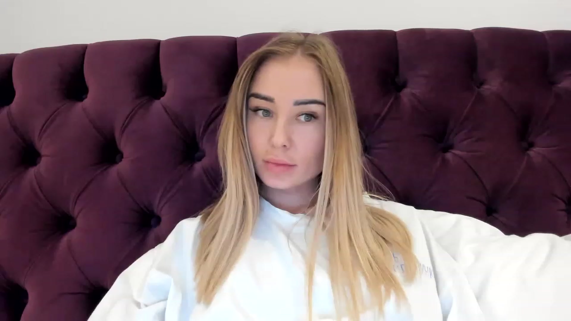 Gallery image thumbnail from AAA_Yas's myfreecams stream on, 03/13/2023, 19:16 image 5 of 20
