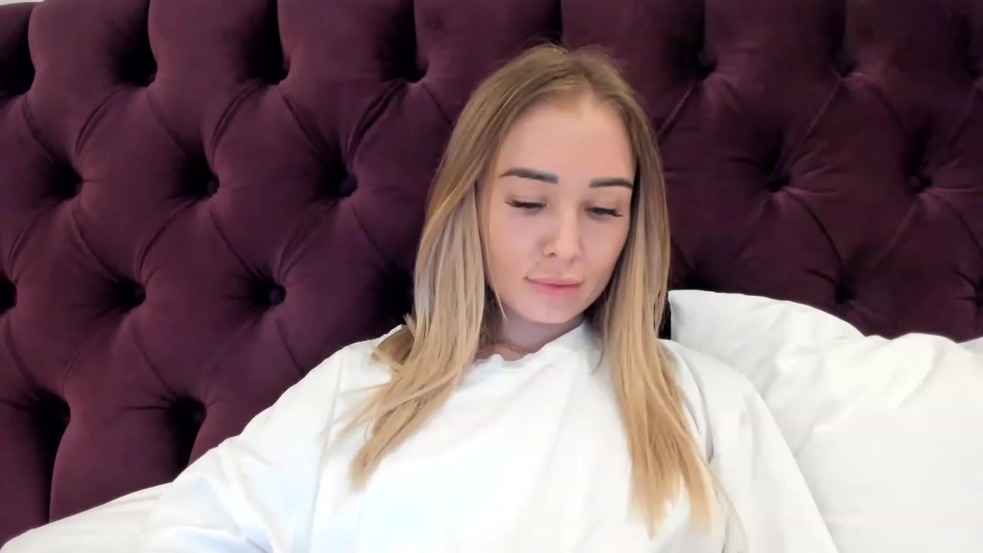 Gallery image thumbnail from AAA_Yas's myfreecams stream on, 03/13/2023, 19:16 image 14 of 20
