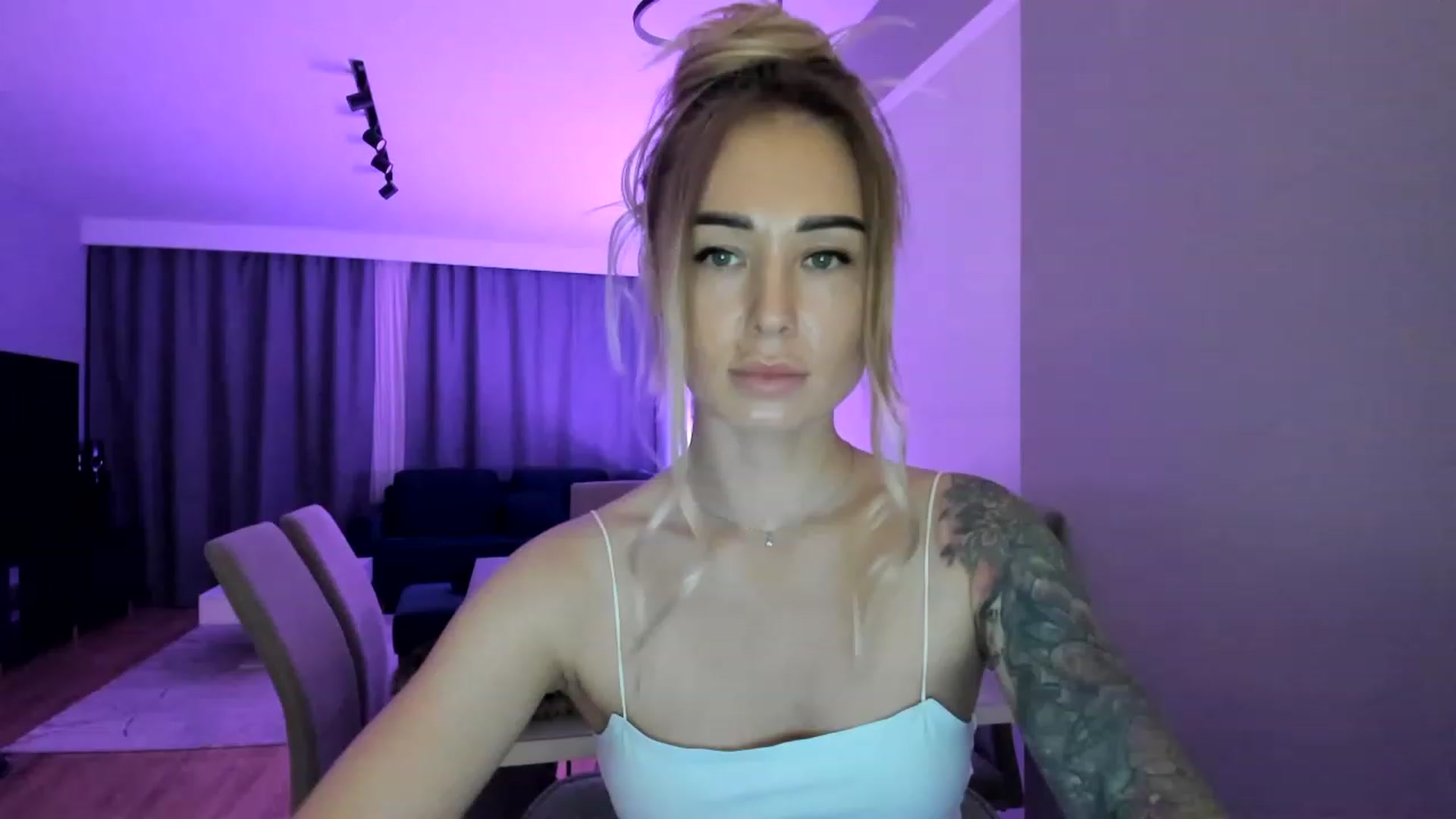 Gallery image thumbnail from AAA_Yas's myfreecams stream on, 03/16/2023, 19:05 image 1 of 20