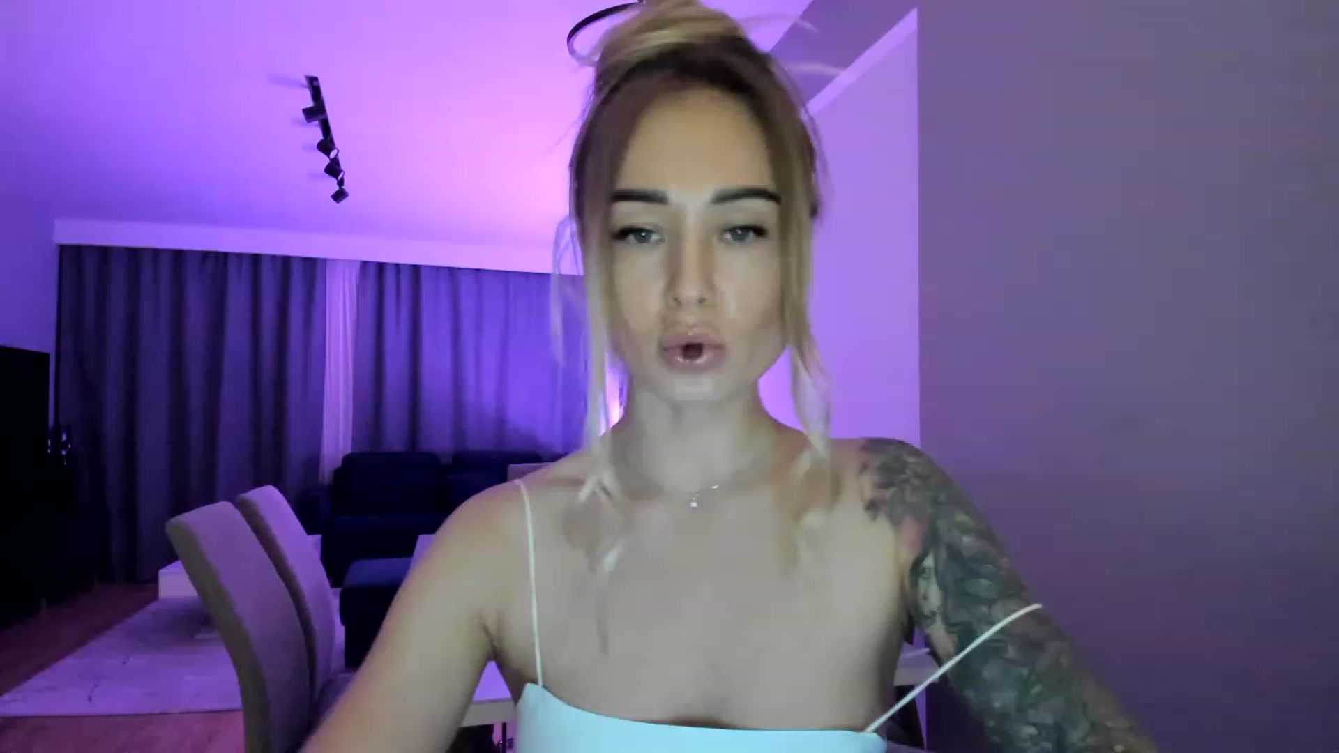 Gallery image thumbnail from AAA_Yas's myfreecams stream on, 03/16/2023, 19:05 image 12 of 20