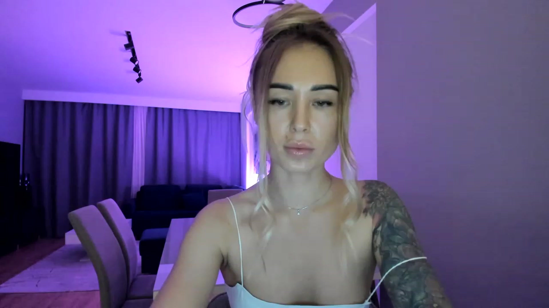 Gallery image thumbnail from AAA_Yas's myfreecams stream on, 03/16/2023, 19:05 image 14 of 20