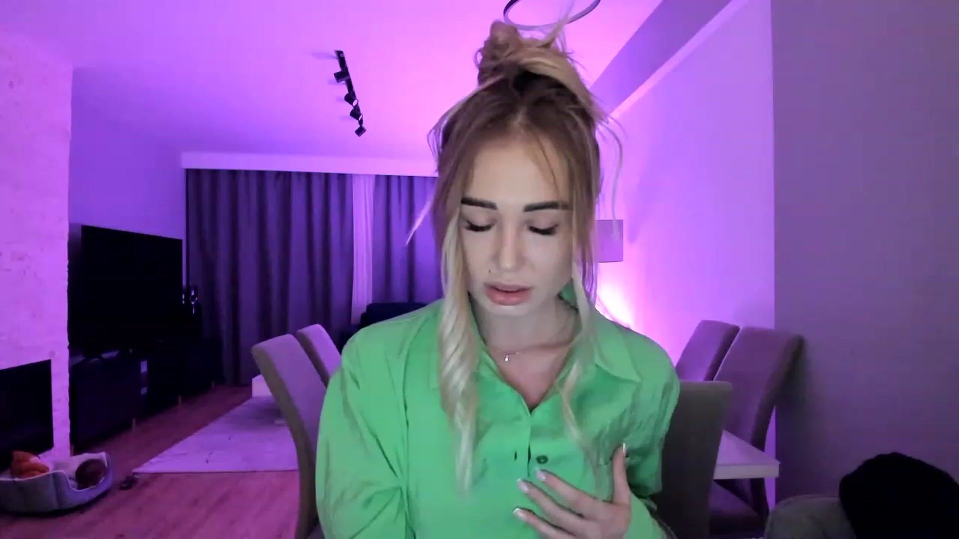Gallery image thumbnail from AAA_Yas's myfreecams stream on, 03/17/2023, 22:33 image 8 of 20
