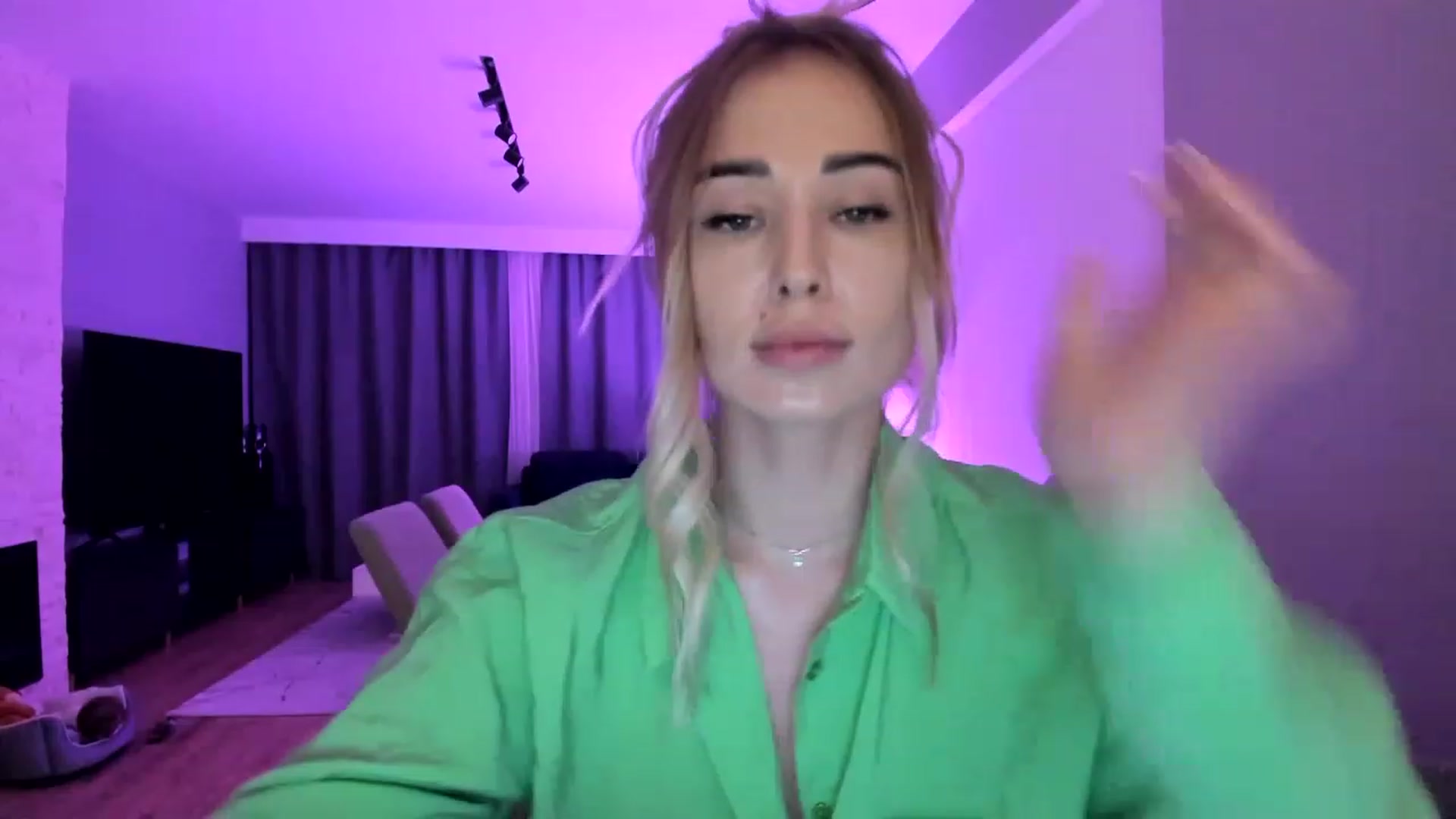 Gallery image thumbnail from AAA_Yas's myfreecams stream on, 03/17/2023, 23:28 image 18 of 20