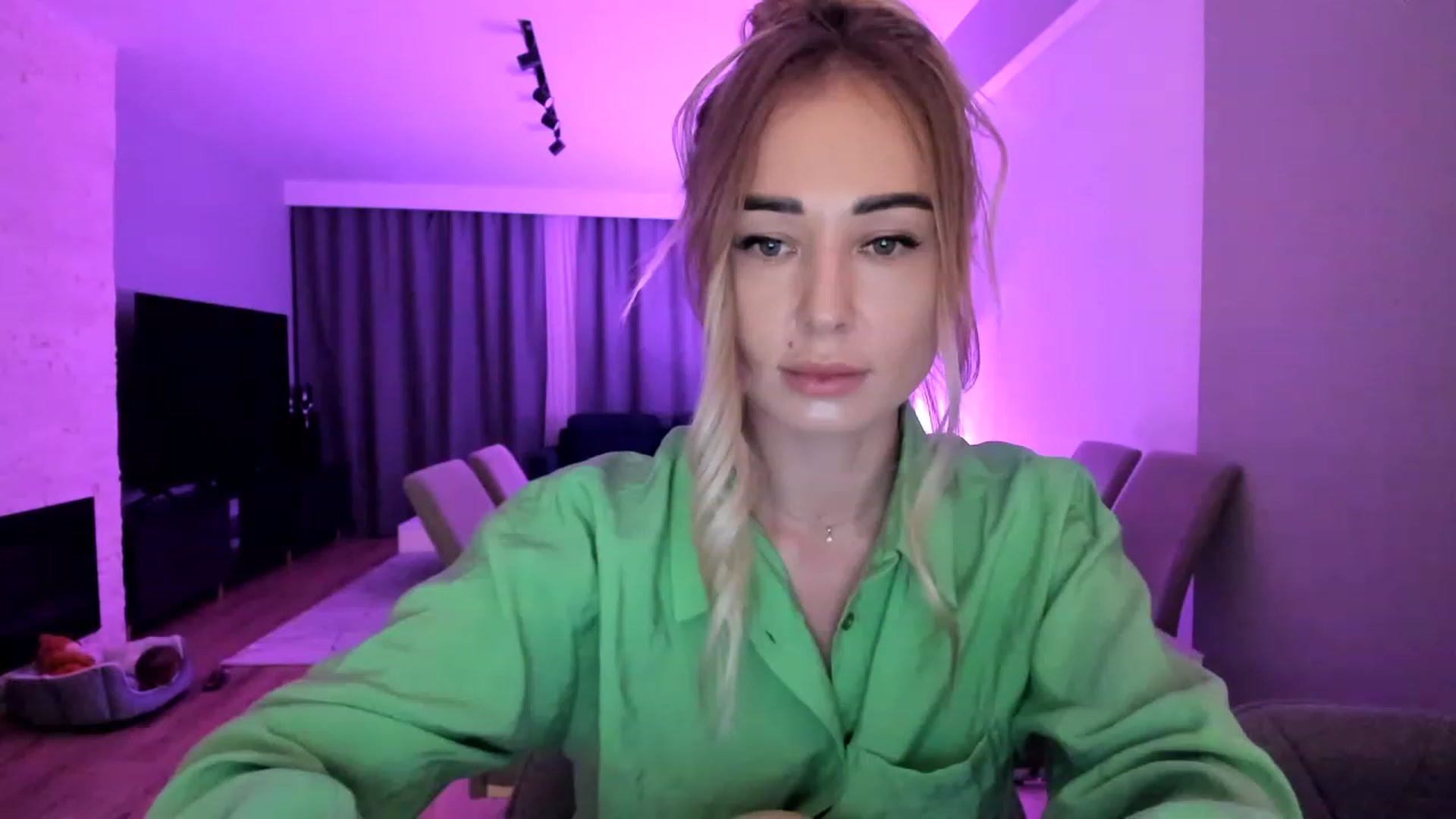 Gallery image thumbnail from AAA_Yas's myfreecams stream on, 03/17/2023, 23:51 image 4 of 20