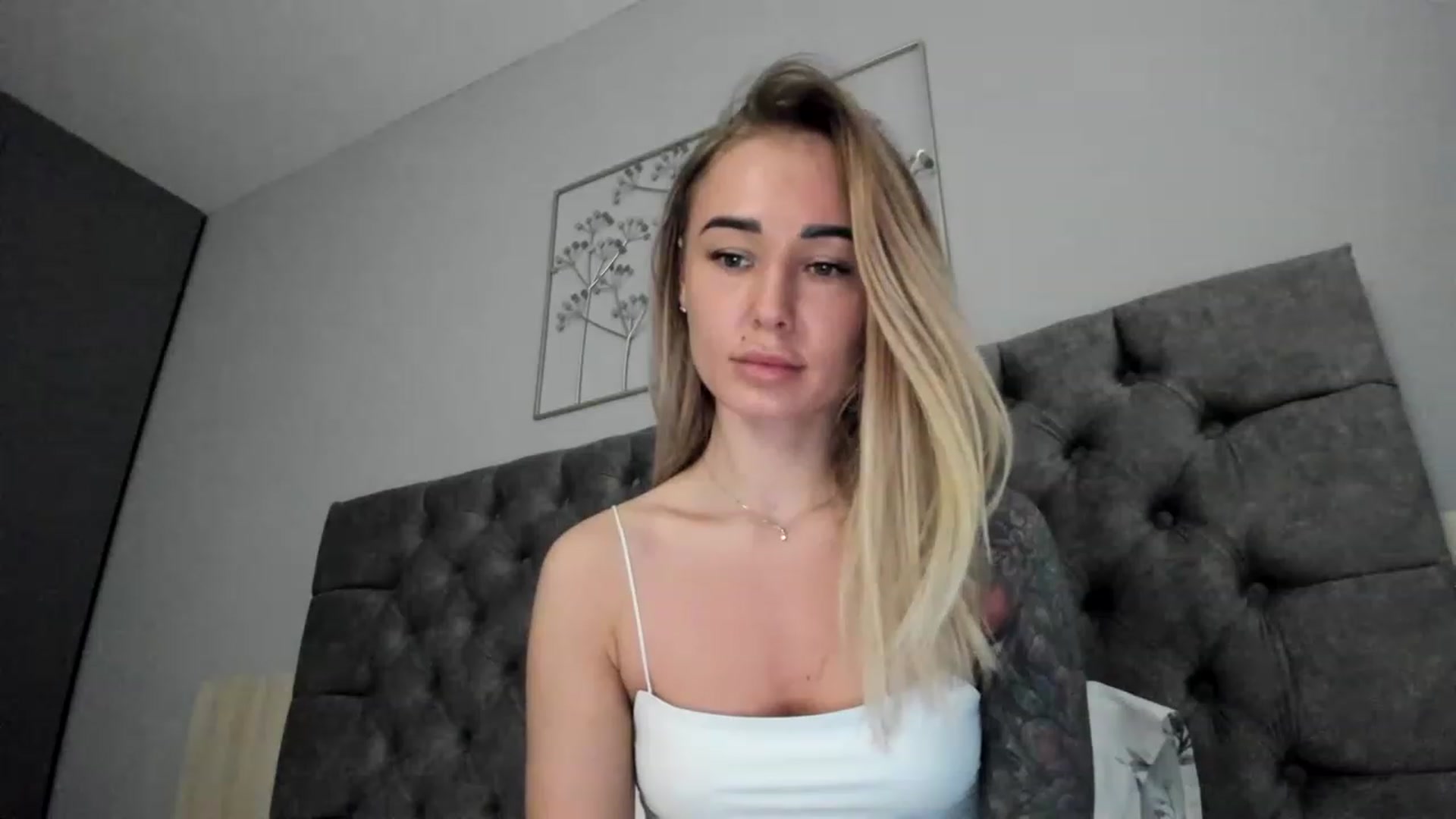Gallery image thumbnail from AAA_Yas's myfreecams stream on, 03/19/2023, 15:47 image 19 of 20