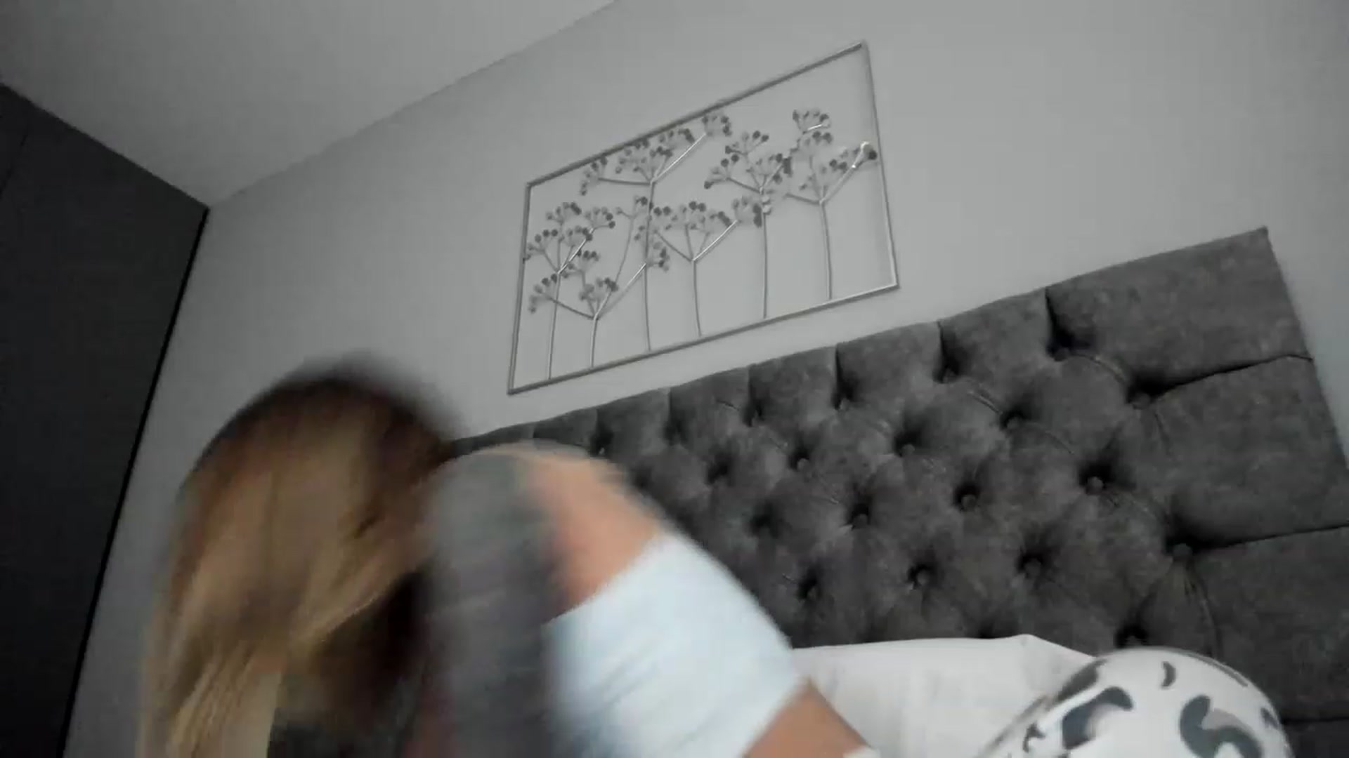 Gallery image thumbnail from AAA_Yas's myfreecams stream on, 03/19/2023, 15:47 image 17 of 20
