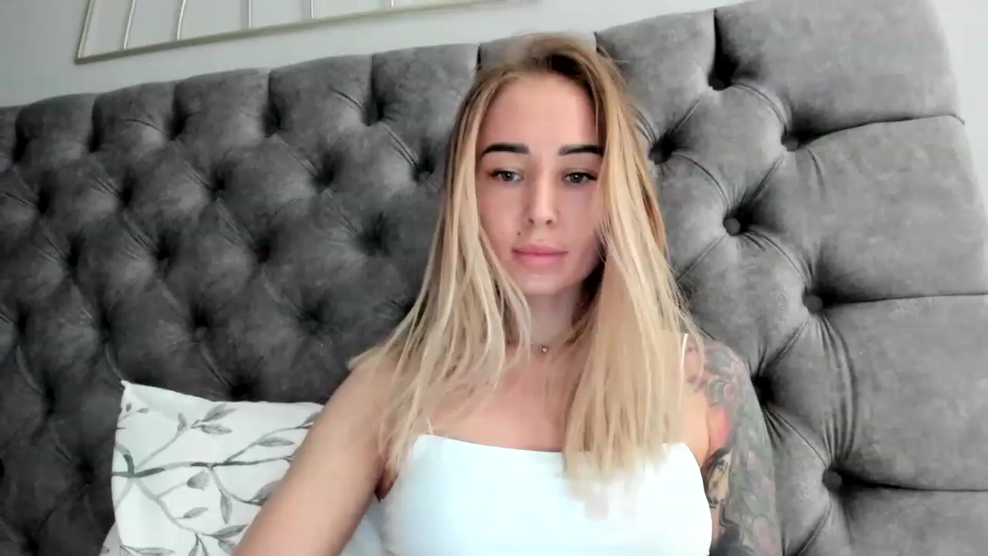 Gallery image thumbnail from AAA_Yas's myfreecams stream on, 03/19/2023, 15:47 image 3 of 20