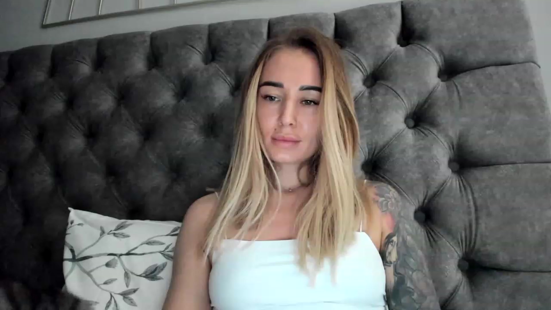 Gallery image thumbnail from AAA_Yas's myfreecams stream on, 03/19/2023, 15:47 image 7 of 20