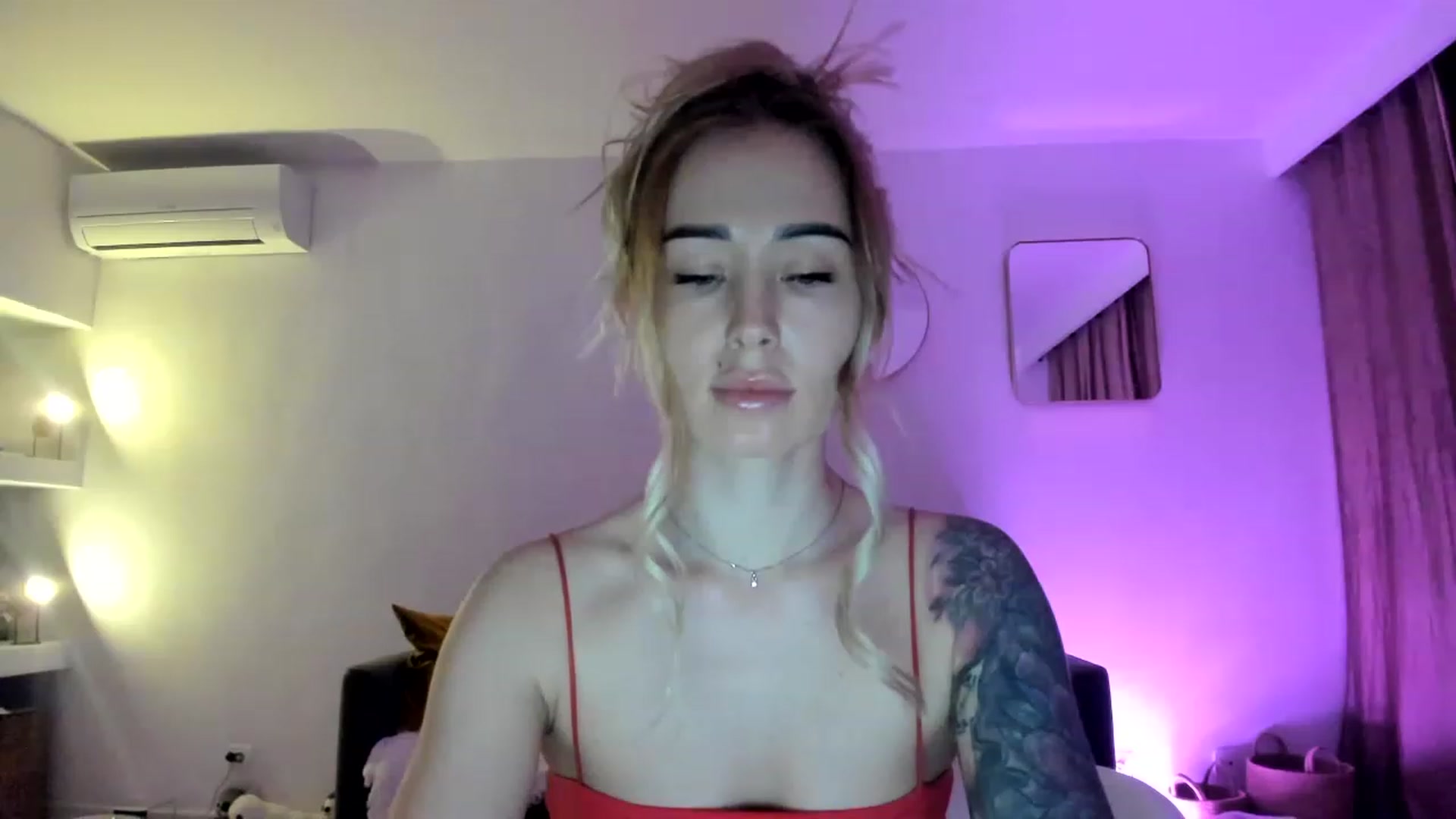 Gallery image thumbnail from AAA_Yas's myfreecams stream on, 04/08/2023, 19:52 image 7 of 20