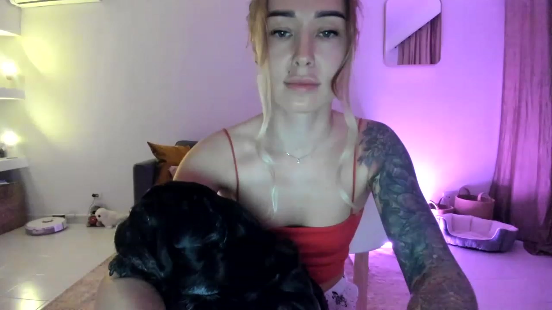 Gallery image thumbnail from AAA_Yas's myfreecams stream on, 04/08/2023, 22:12 image 4 of 20