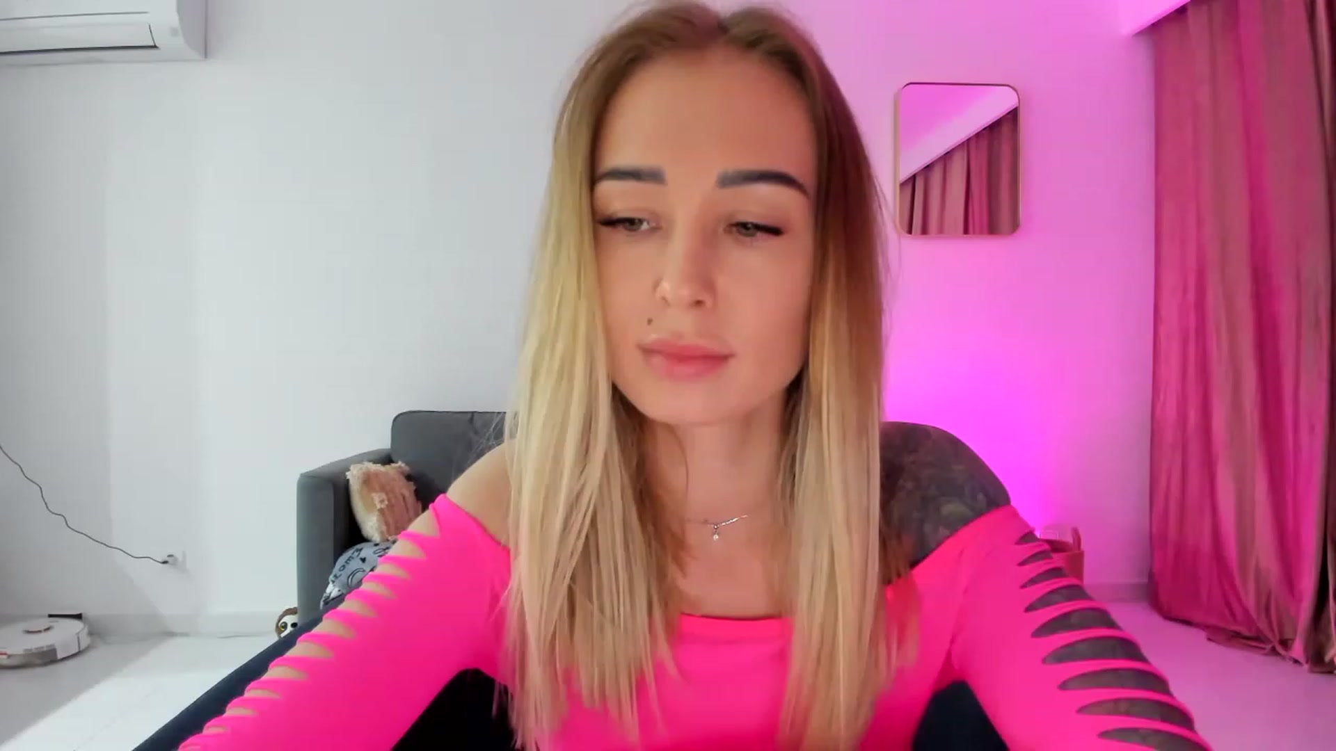 Gallery image thumbnail from AAA_Yas's myfreecams stream on, 04/19/2023, 19:18 image 18 of 20