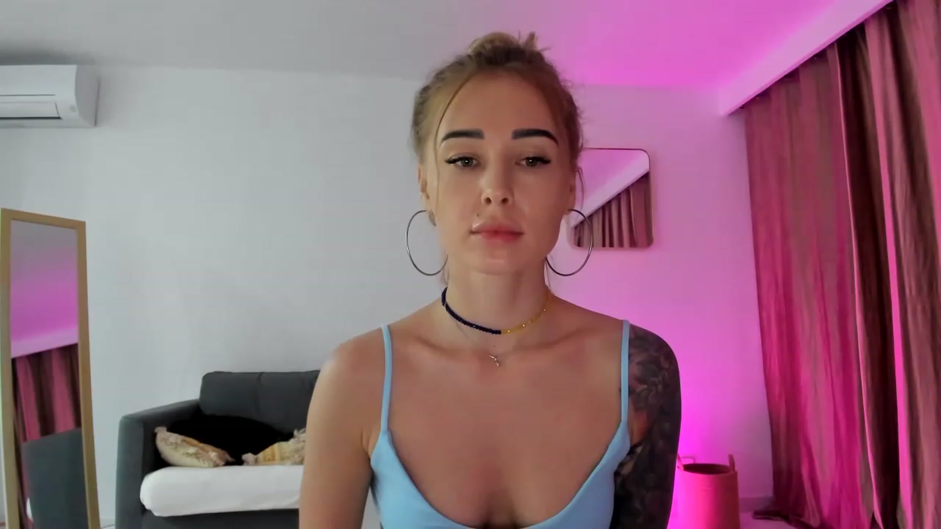 Gallery image thumbnail from AAA_Yas's myfreecams stream on, 04/22/2023, 23:45 image 3 of 20