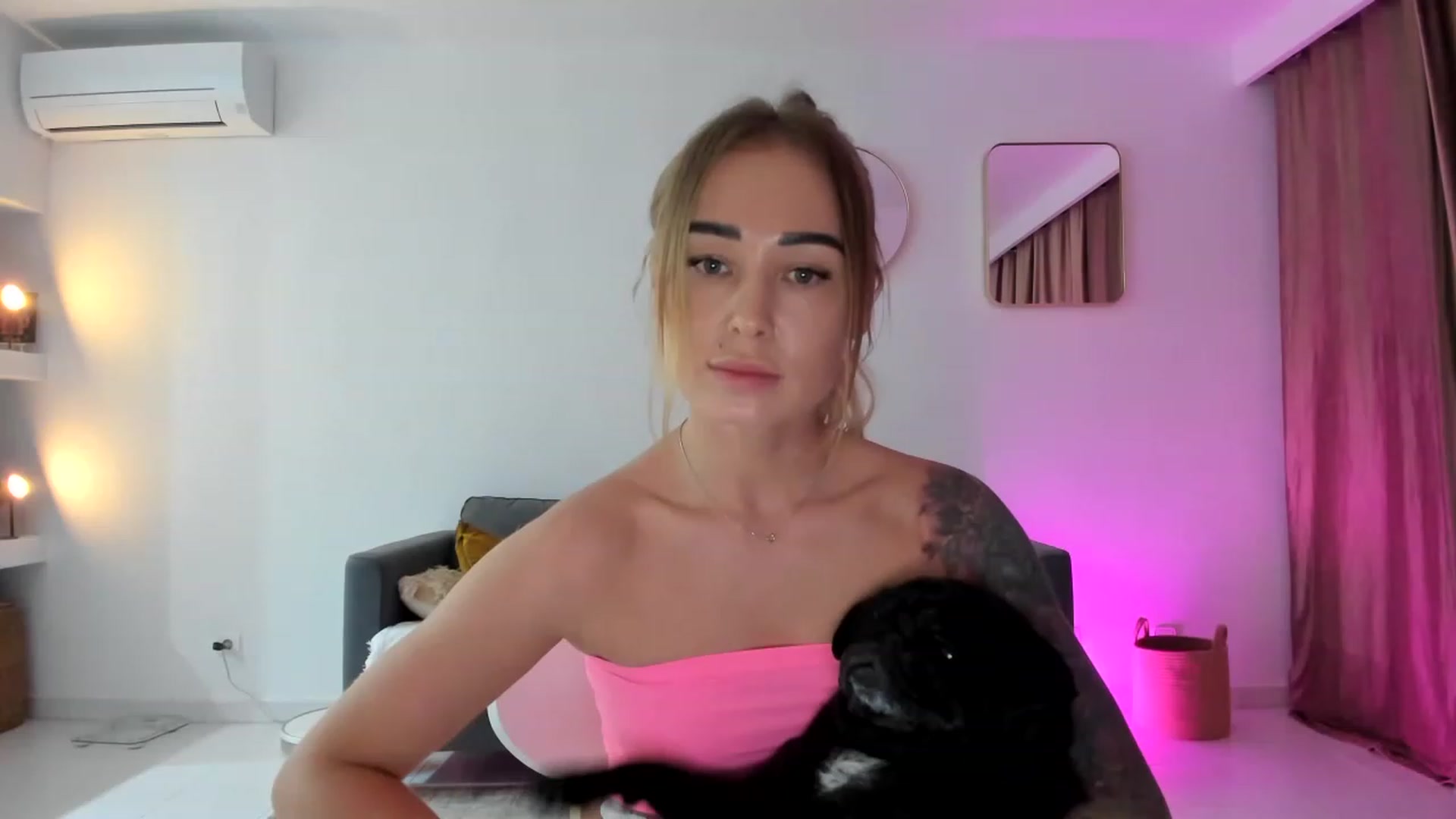Gallery image thumbnail from AAA_Yas's myfreecams stream on, 05/13/2023, 24:06 image 13 of 20