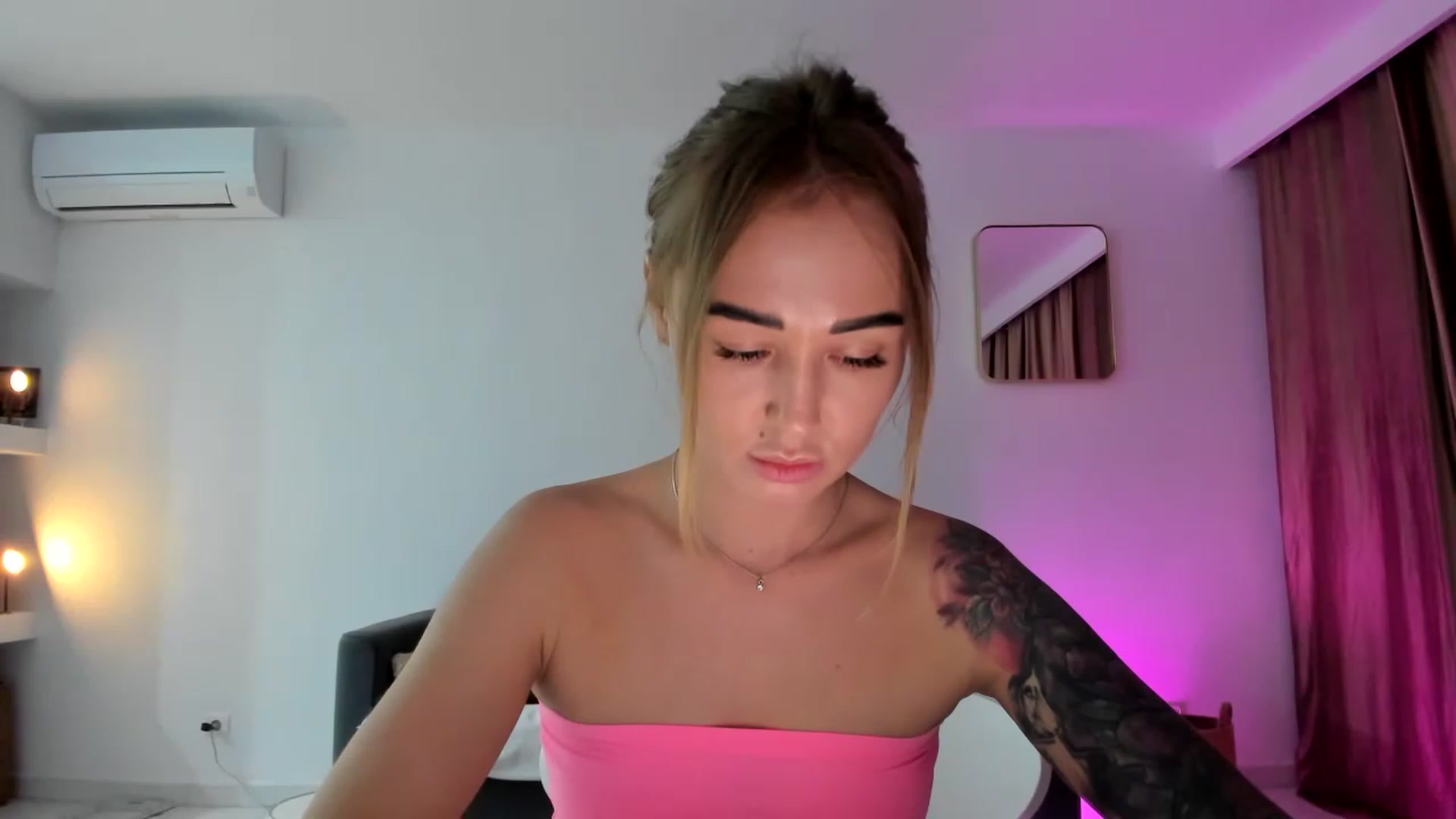 Gallery image thumbnail from AAA_Yas's myfreecams stream on, 05/13/2023, 24:06 image 5 of 20