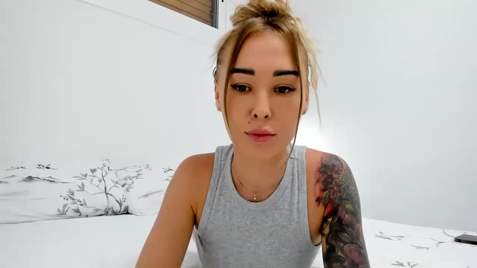 Gallery image thumbnail from AAA_Yas's myfreecams stream on, 06/12/2023, 19:47 image 17 of 20