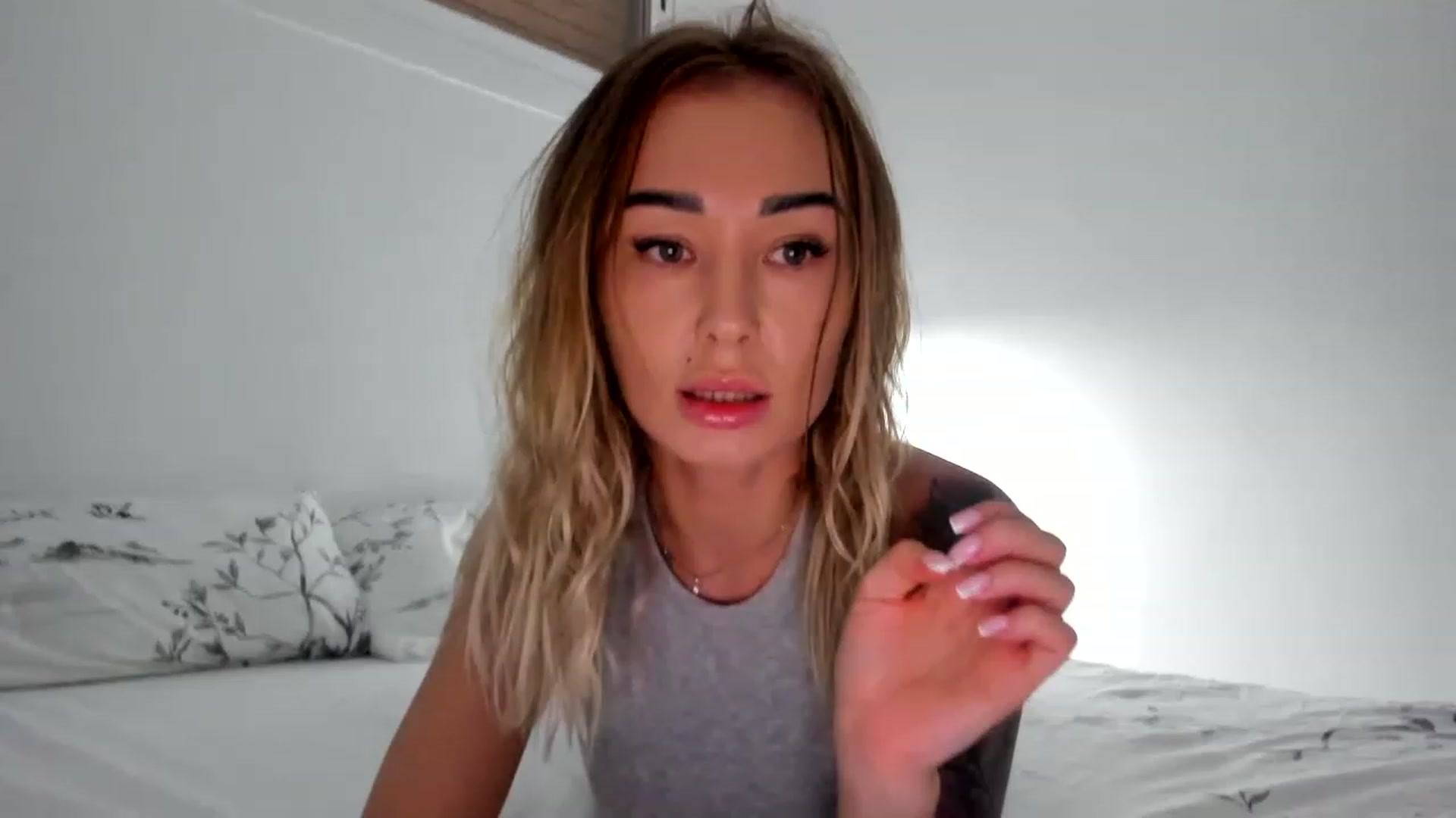 Gallery image thumbnail from AAA_Yas's myfreecams stream on, 06/12/2023, 19:47 image 4 of 20