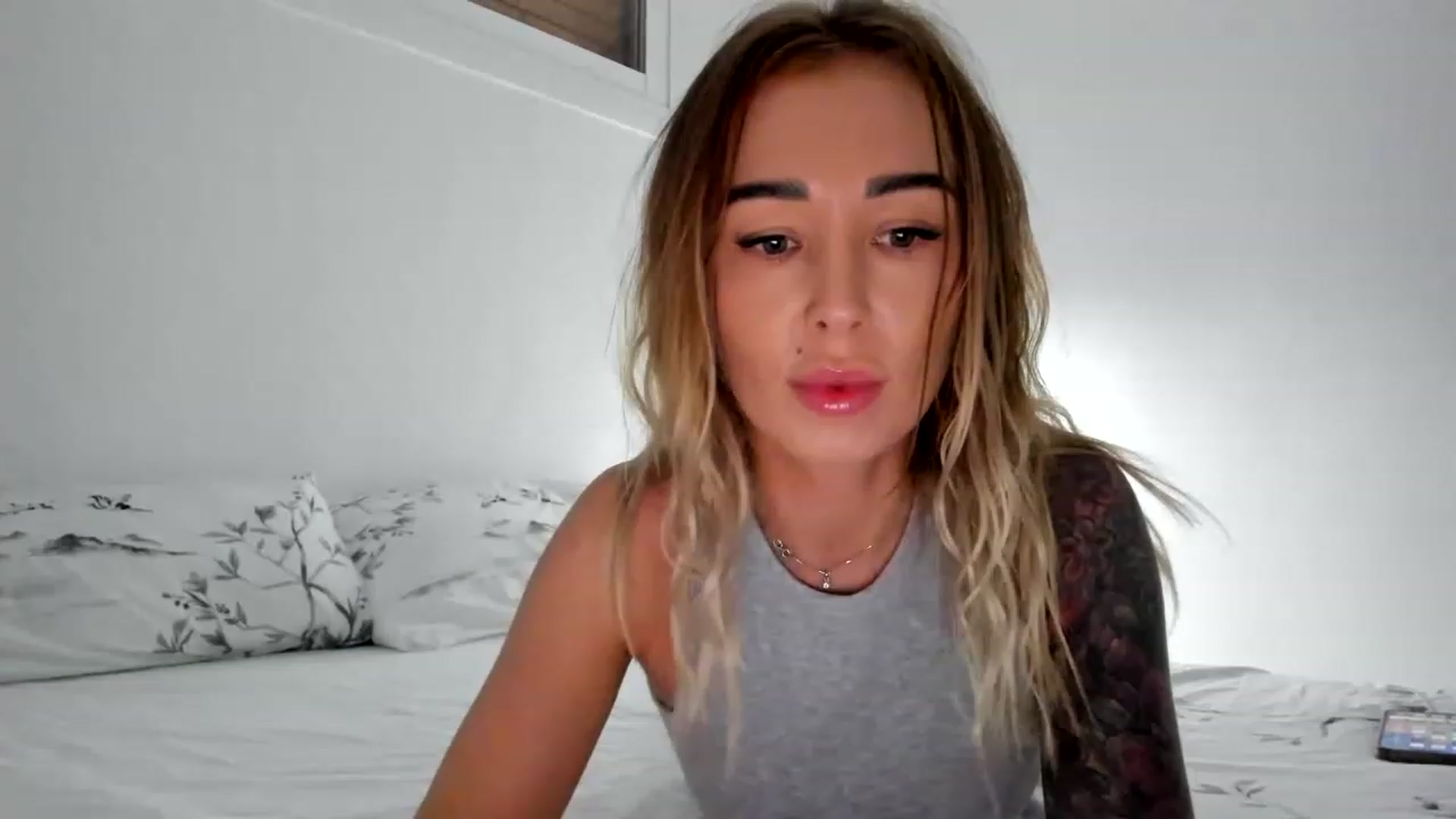 Gallery image thumbnail from AAA_Yas's myfreecams stream on, 06/12/2023, 19:47 image 1 of 20