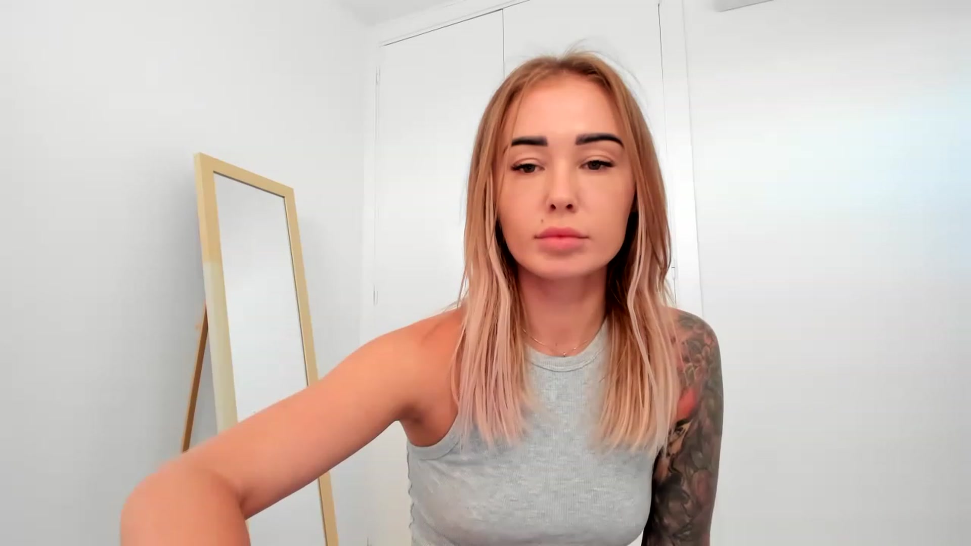 Gallery image thumbnail from AAA_Yas's myfreecams stream on, 06/24/2023, 18:41 image 7 of 20