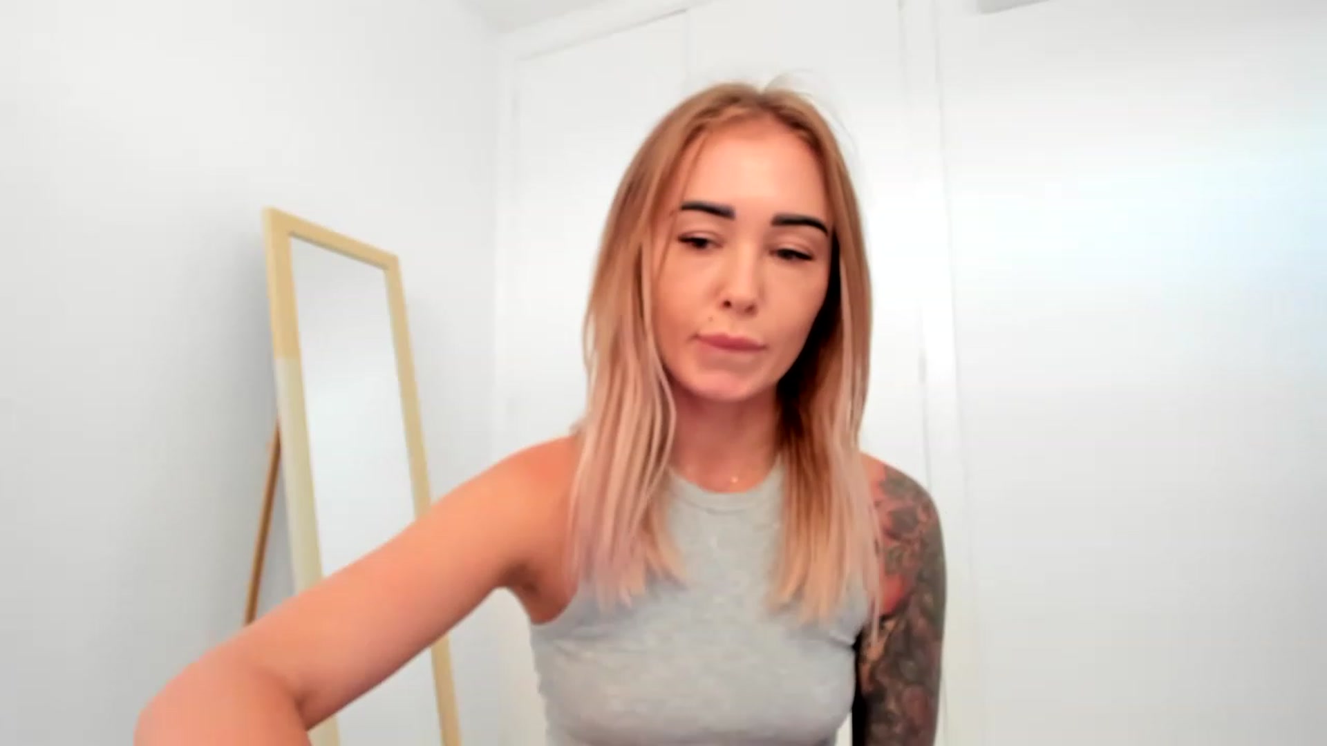 Gallery image thumbnail from AAA_Yas's myfreecams stream on, 06/24/2023, 18:41 image 14 of 20
