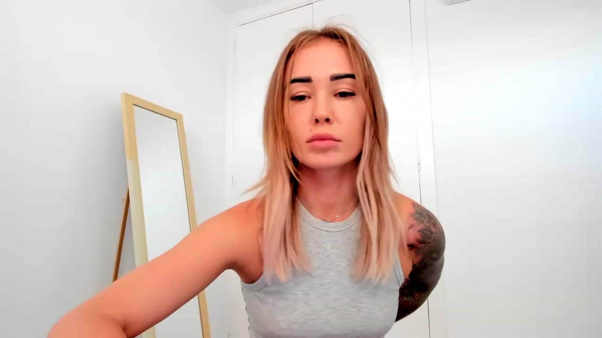 Gallery image thumbnail from AAA_Yas's myfreecams stream on, 06/24/2023, 18:41 image 3 of 20