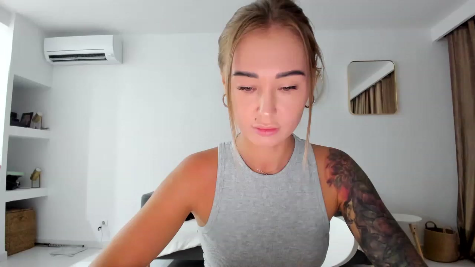 Gallery image thumbnail from AAA_Yas's myfreecams stream on, 07/07/2023, 19:37 image 3 of 20