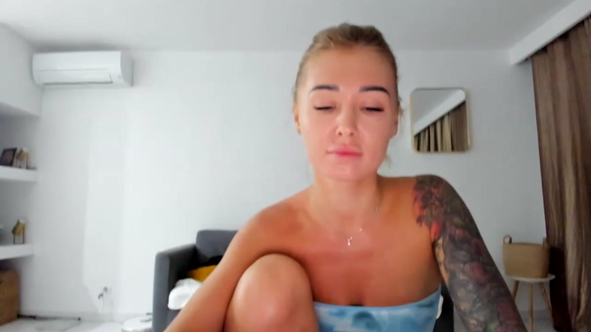 Gallery image thumbnail from AAA_Yas's myfreecams stream on, 07/08/2023, 22:15 image 16 of 20