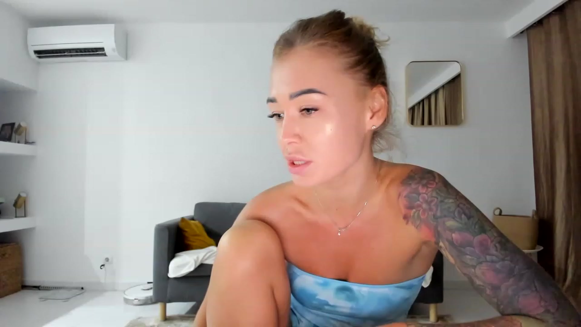 Gallery image thumbnail from AAA_Yas's myfreecams stream on, 07/08/2023, 22:15 image 1 of 20