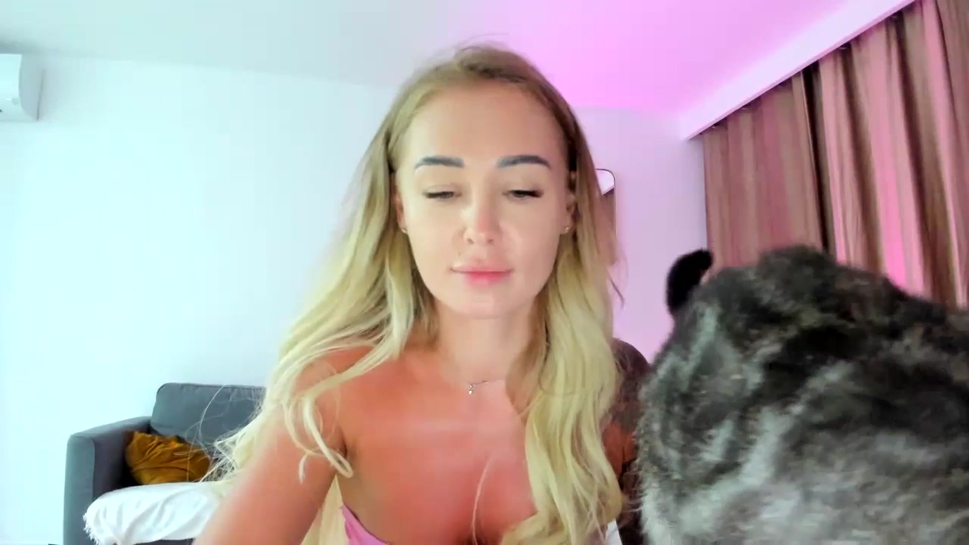 Gallery image thumbnail from AAA_Yas's myfreecams stream on, 07/12/2023, 21:53 image 20 of 20