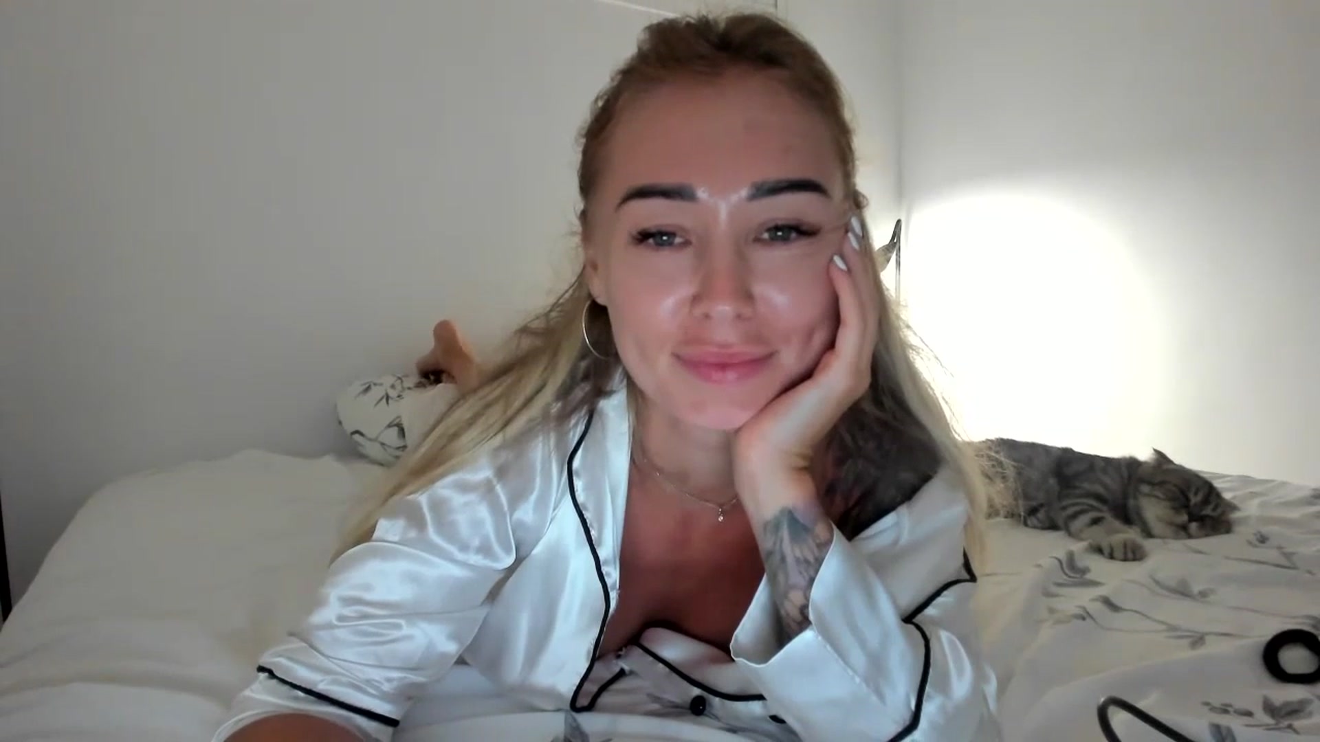 Gallery image thumbnail from AAA_Yas's myfreecams stream on, 07/21/2023, 23:12 image 3 of 20