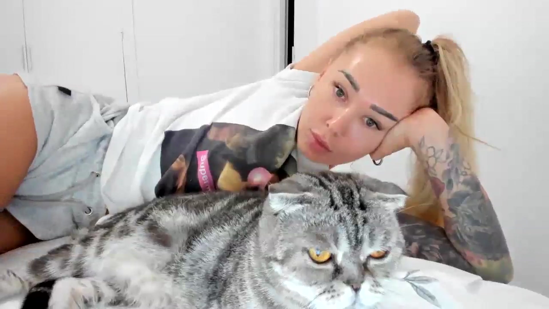 Gallery image thumbnail from AAA_Yas's myfreecams stream on, 07/23/2023, 21:47 image 17 of 20