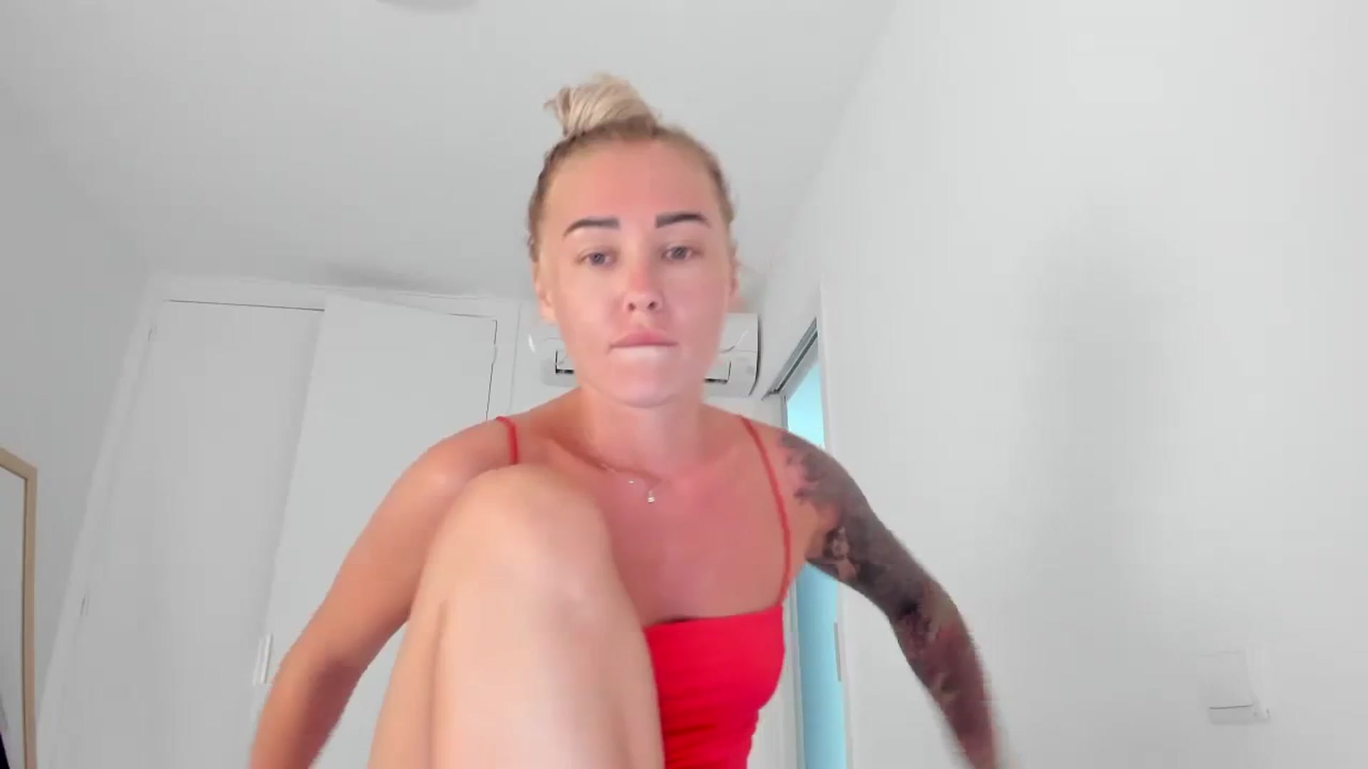 Gallery image thumbnail from AAA_Yas's myfreecams stream on, 08/10/2023, 19:30 image 6 of 20