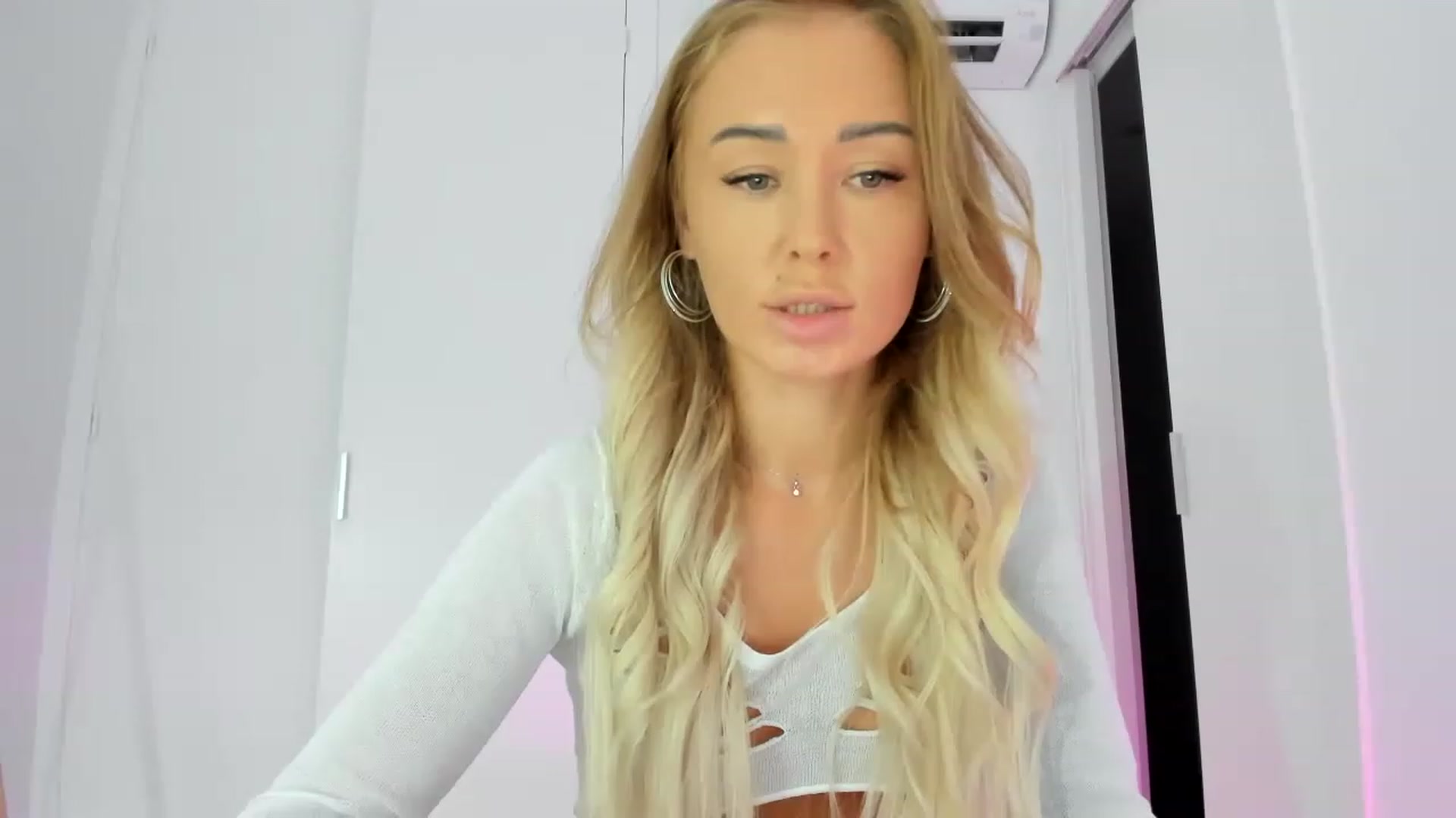 Gallery image thumbnail from AAA_Yas's myfreecams stream on, 08/26/2023, 20:29 image 1 of 20