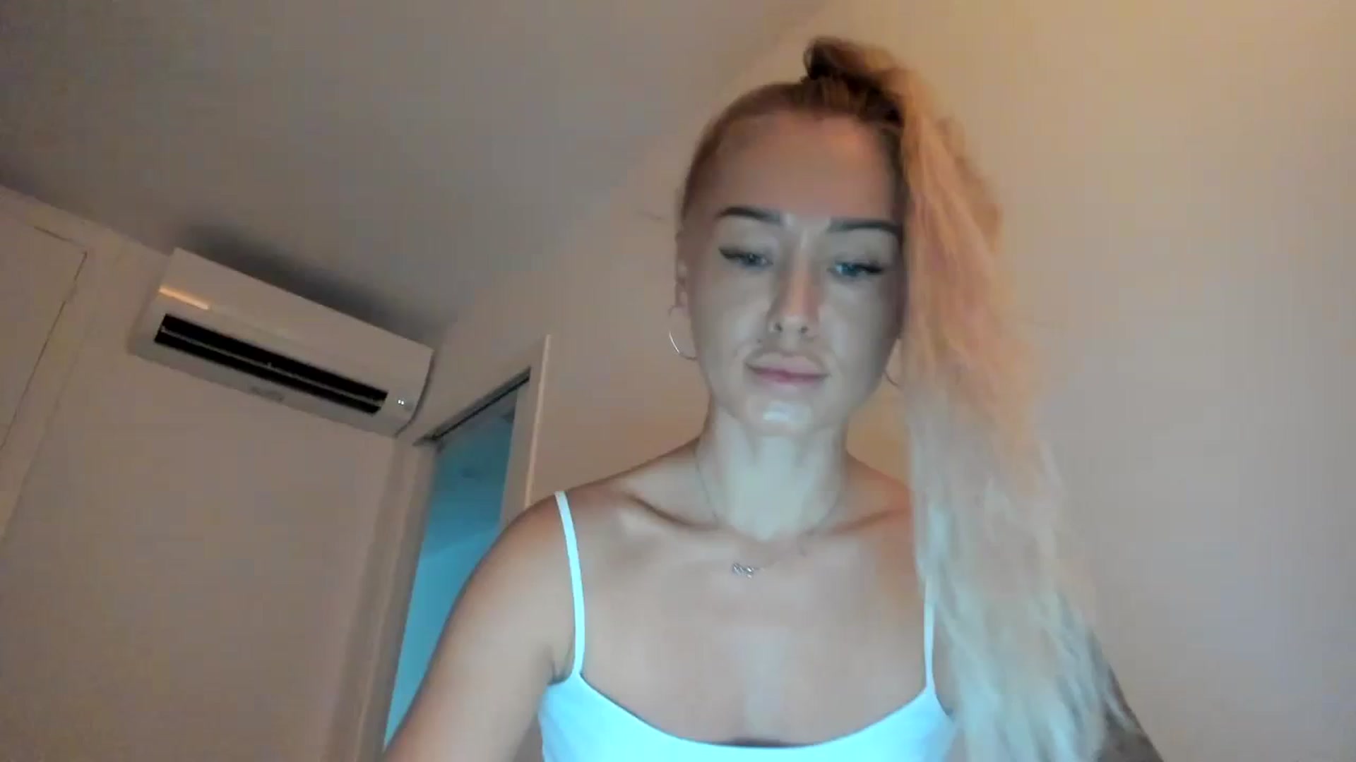 Gallery image thumbnail from AAA_Yas's myfreecams stream on, 08/31/2023, 18:21 image 1 of 20