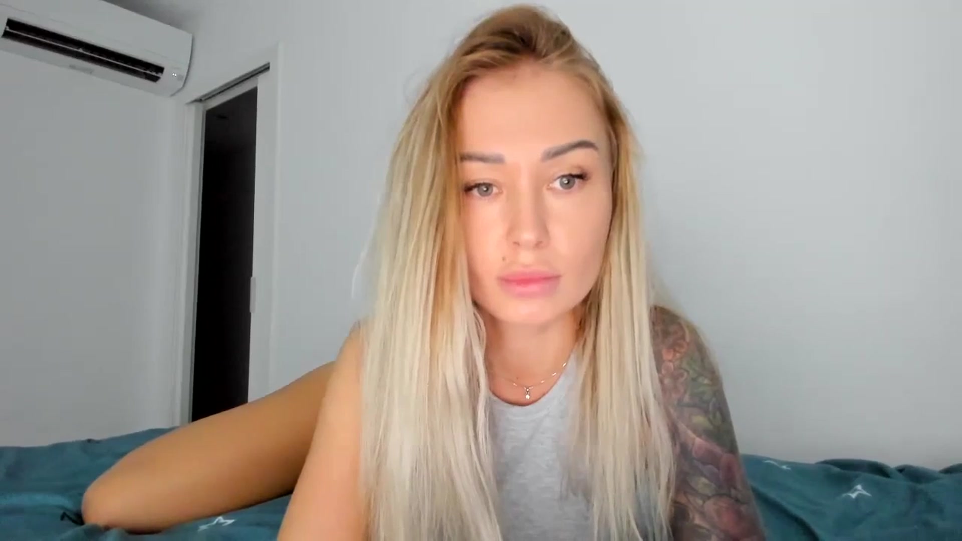 Gallery image thumbnail from AAA_Yas's myfreecams stream on, 10/07/2023, 21:10 image 2 of 20