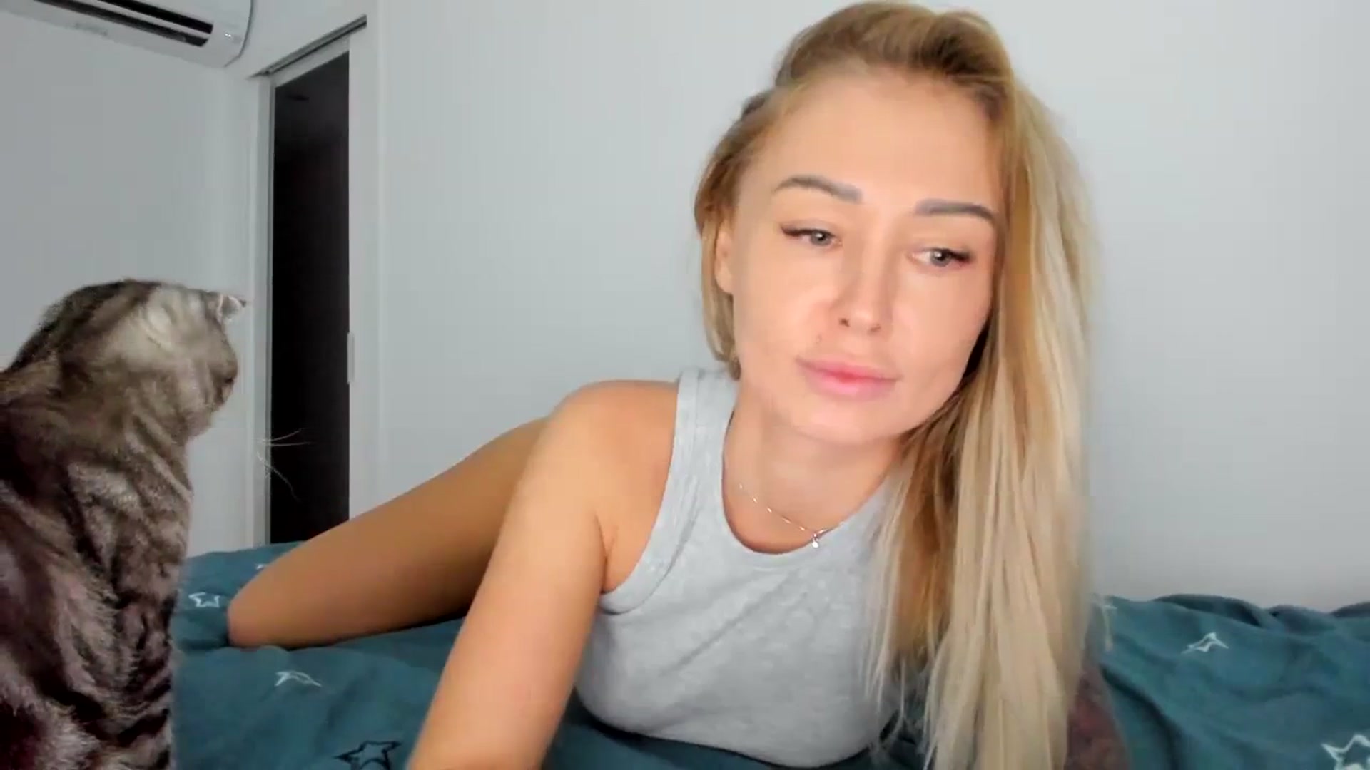 Gallery image thumbnail from AAA_Yas's myfreecams stream on, 10/07/2023, 21:10 image 16 of 20