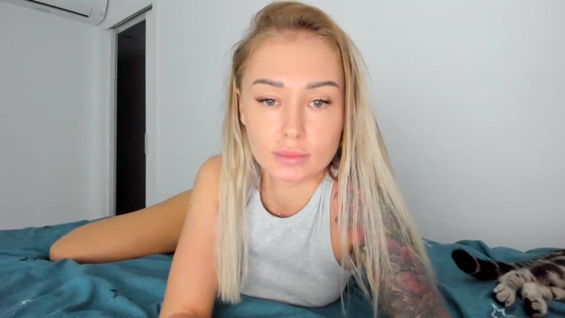 Gallery image thumbnail from AAA_Yas's myfreecams stream on, 10/07/2023, 21:34 image 7 of 20