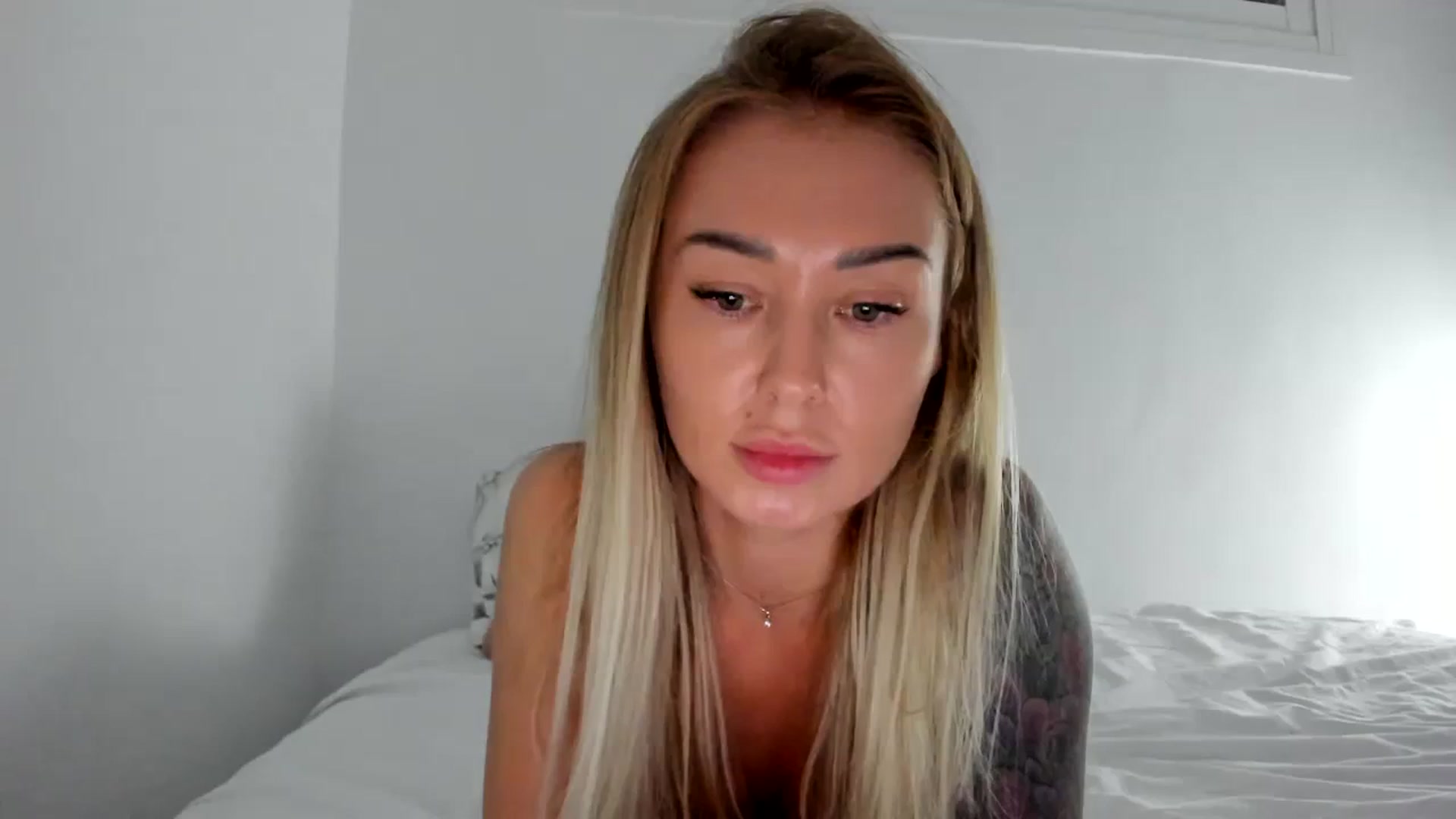 Gallery image thumbnail from AAA_Yas's myfreecams stream on, 10/13/2023, 23:48 image 1 of 20