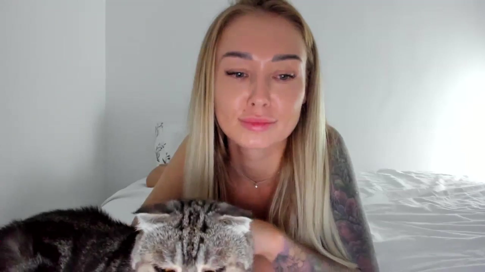 Gallery image thumbnail from AAA_Yas's myfreecams stream on, 10/13/2023, 23:48 image 9 of 20