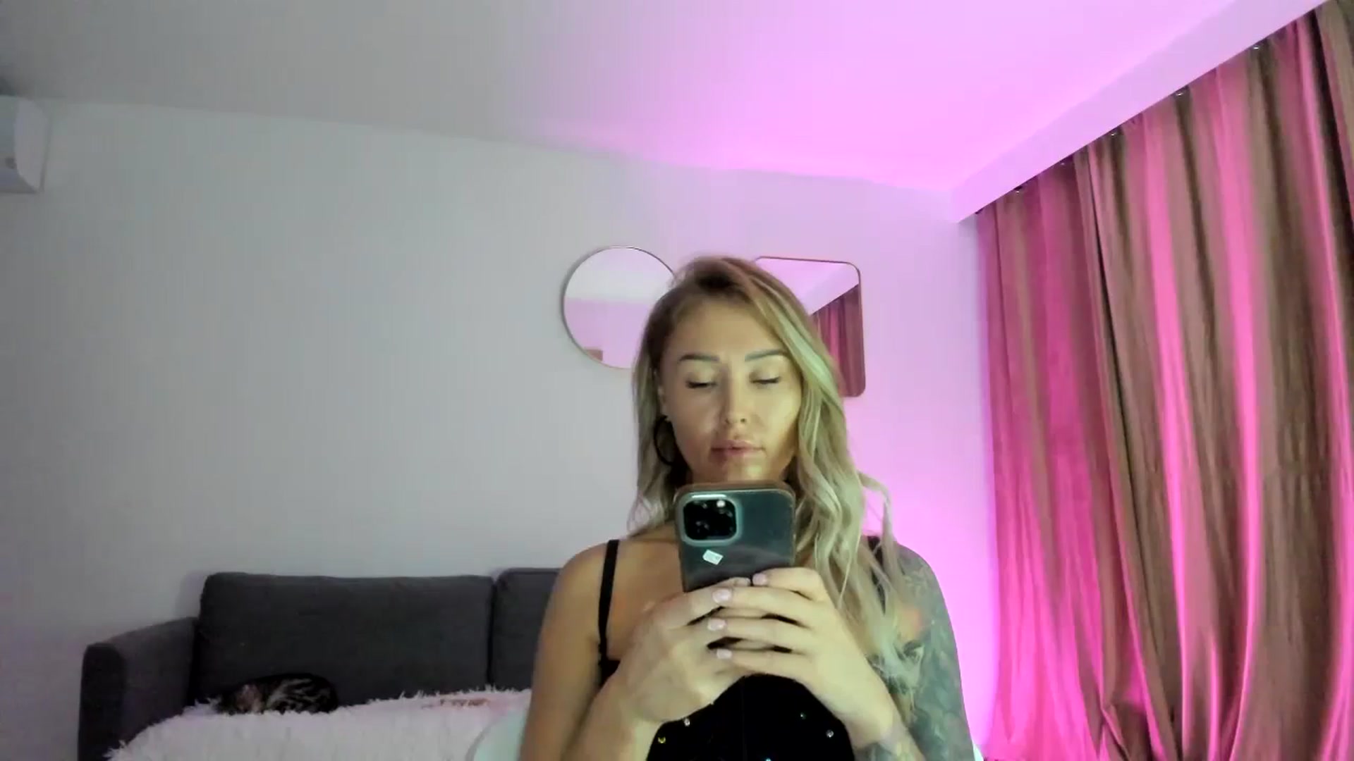Gallery image thumbnail from AAA_Yas's myfreecams stream on, 10/22/2023, 20:12 image 11 of 20