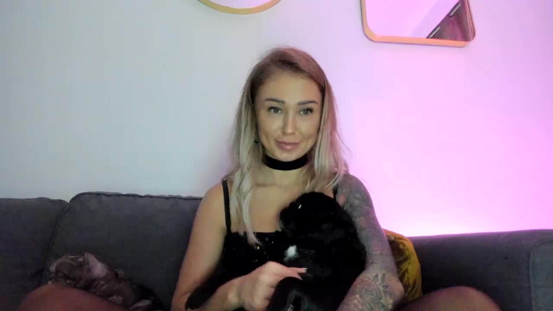 Gallery image thumbnail from AAA_Yas's myfreecams stream on, 10/22/2023, 20:49 image 9 of 20