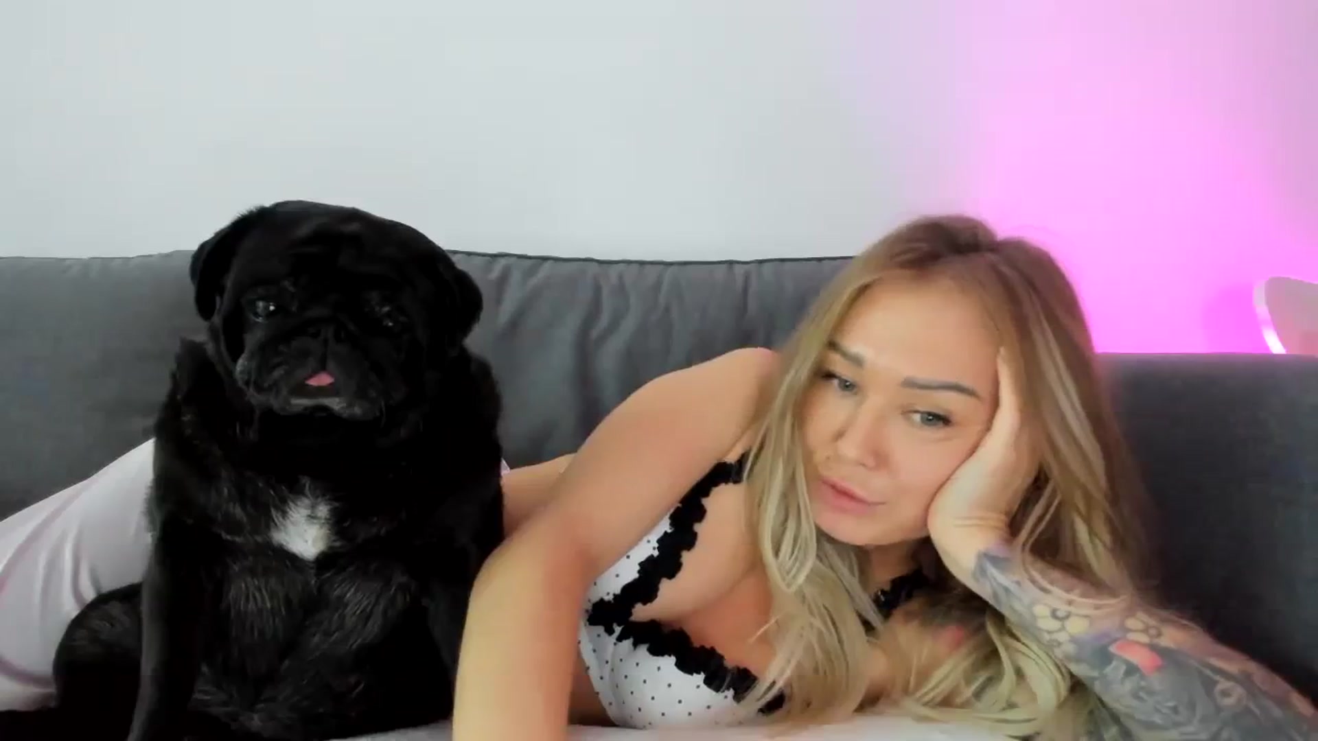 Gallery image thumbnail from AAA_Yas's myfreecams stream on, 10/24/2023, 21:50 image 2 of 20