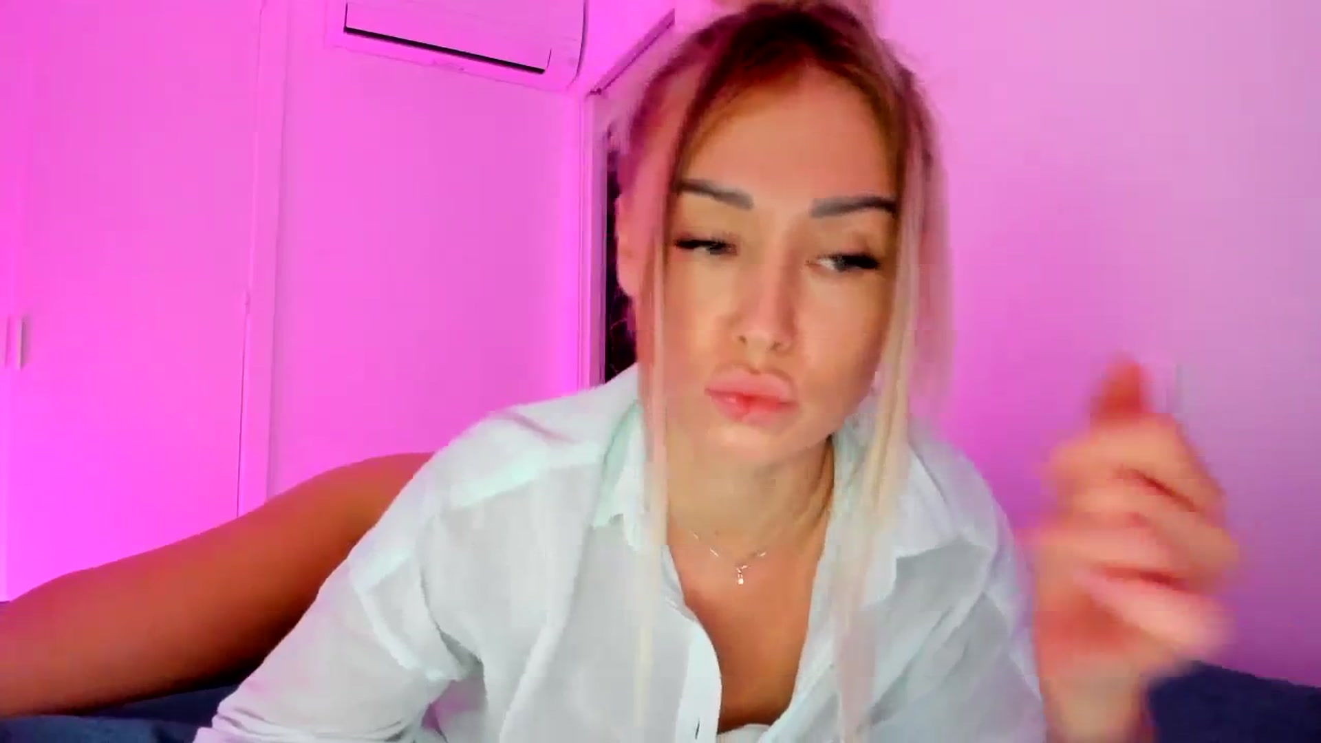 Gallery image thumbnail from AAA_Yas's myfreecams stream on, 10/26/2023, 21:08 image 20 of 20