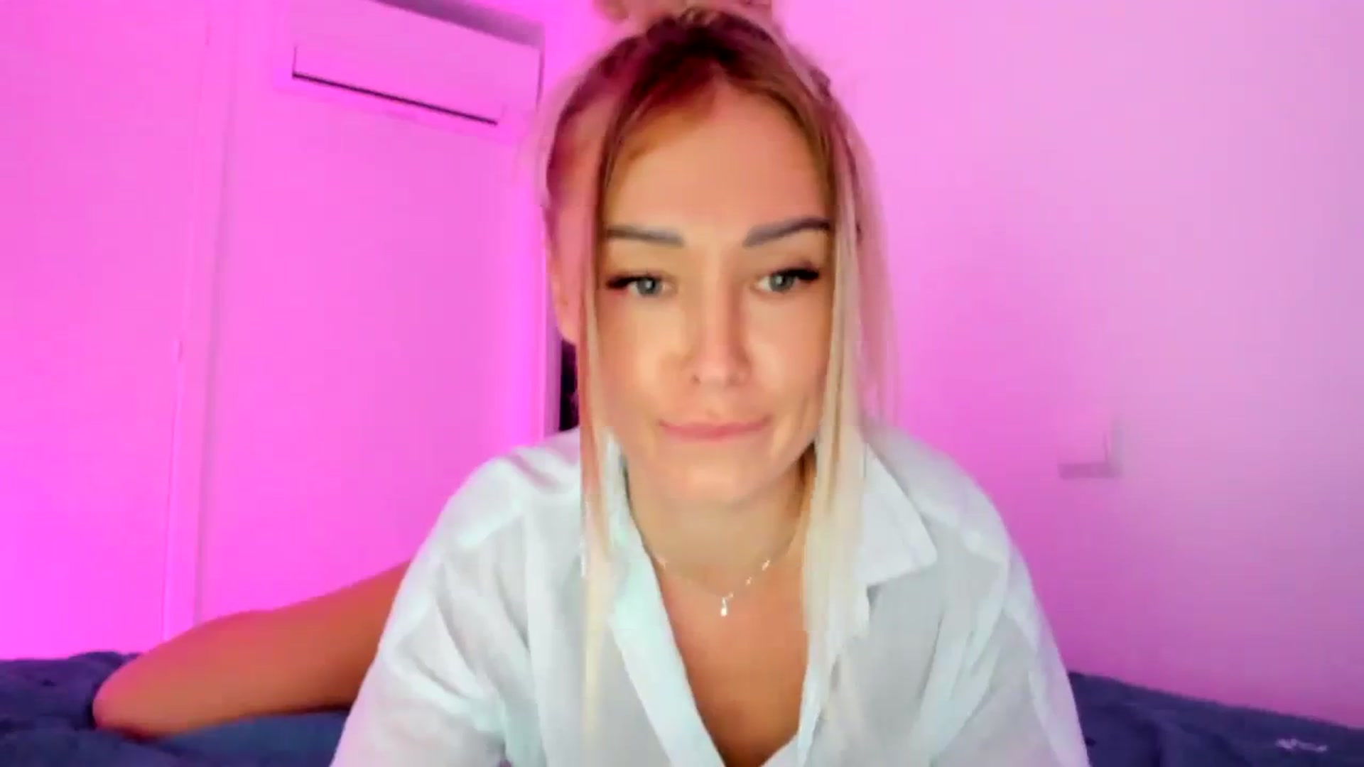 Gallery image thumbnail from AAA_Yas's myfreecams stream on, 10/26/2023, 22:47 image 4 of 20