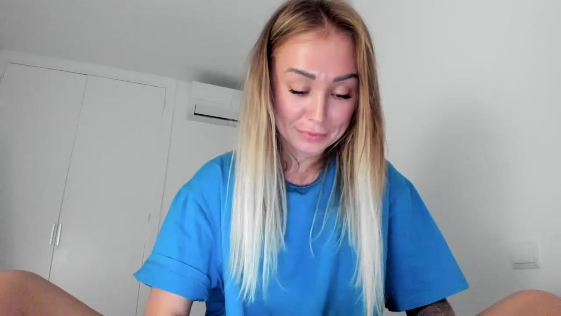 Gallery image thumbnail from AAA_Yas's myfreecams stream on, 10/27/2023, 21:39 image 17 of 20