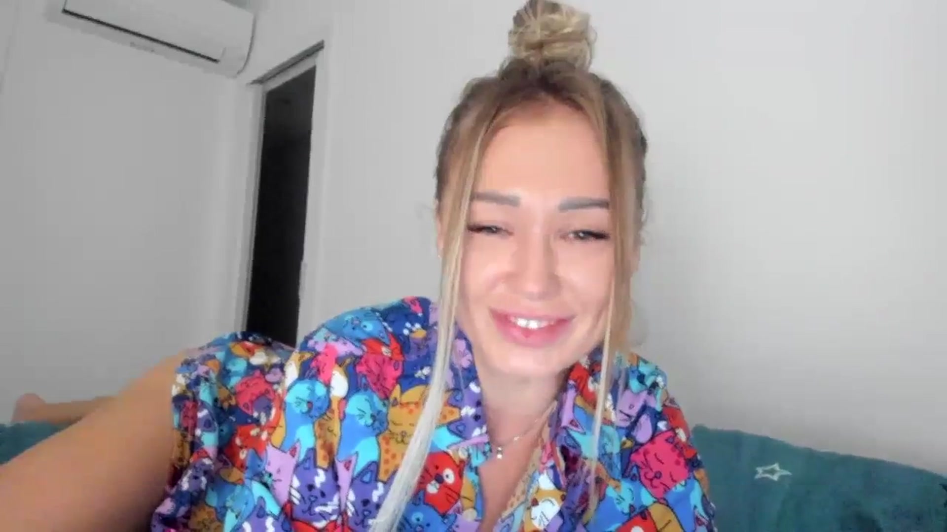 Gallery image thumbnail from AAA_Yas's myfreecams stream on, 10/27/2023, 23:26 image 16 of 20