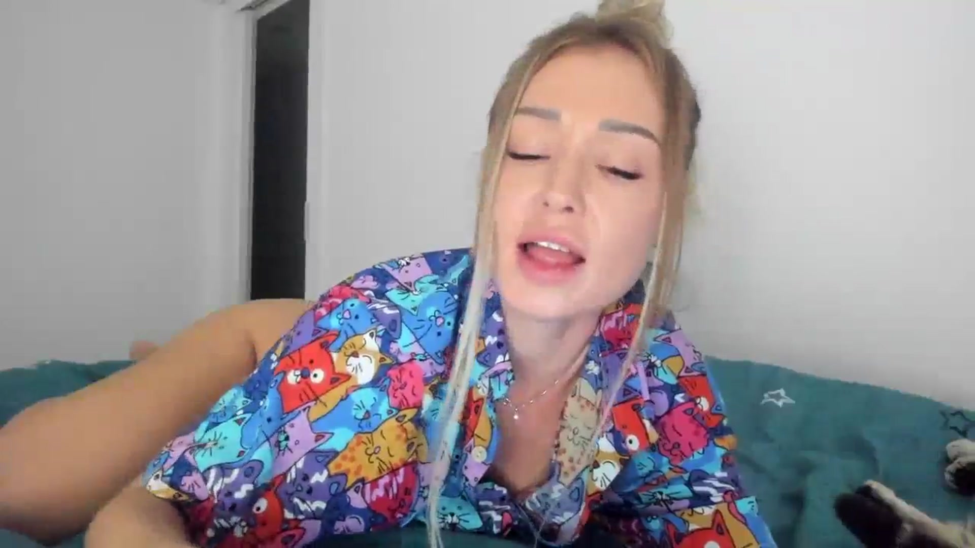 Gallery image thumbnail from AAA_Yas's myfreecams stream on, 10/27/2023, 23:26 image 17 of 20