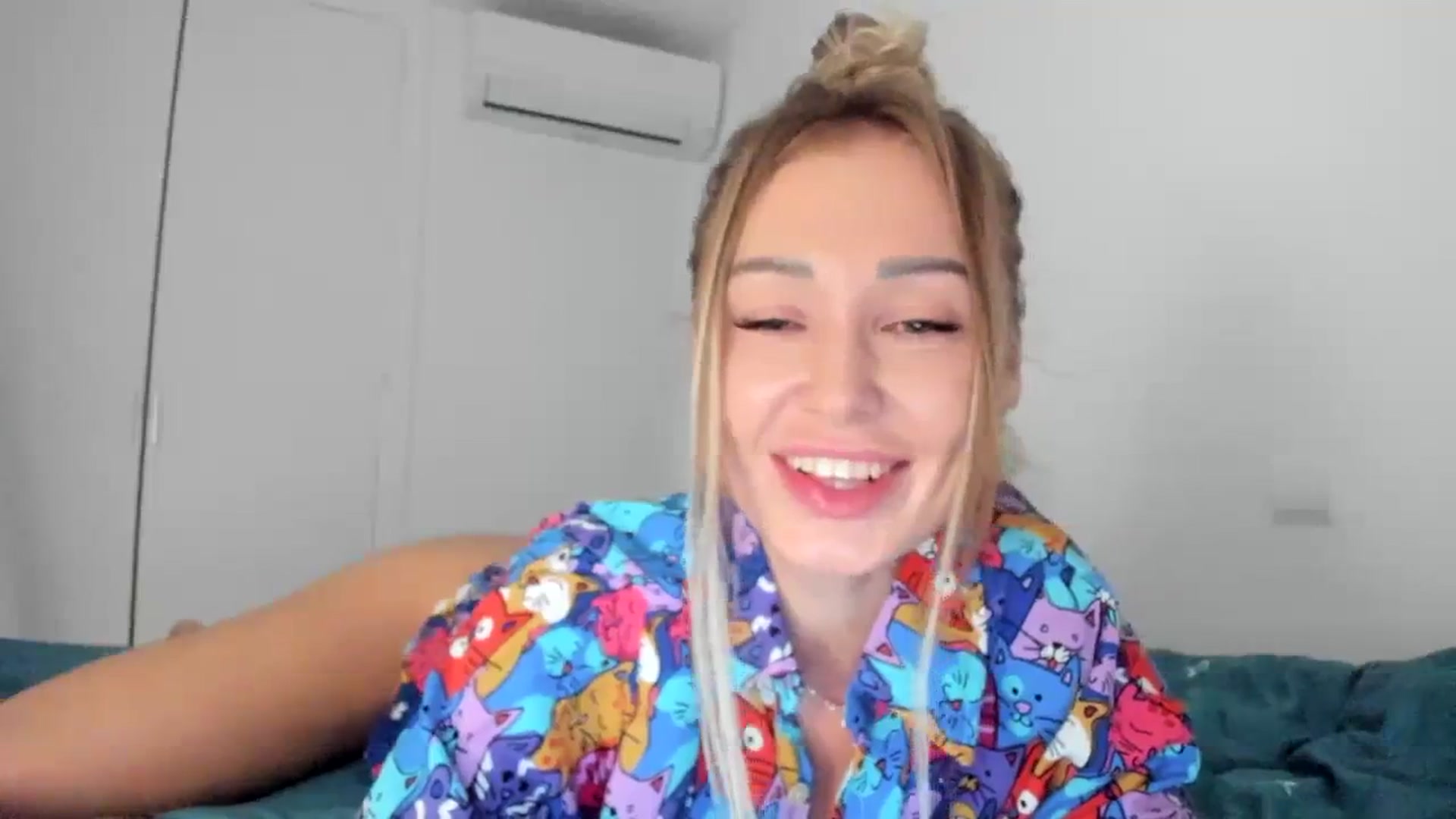 Gallery image thumbnail from AAA_Yas's myfreecams stream on, 10/27/2023, 23:26 image 5 of 20