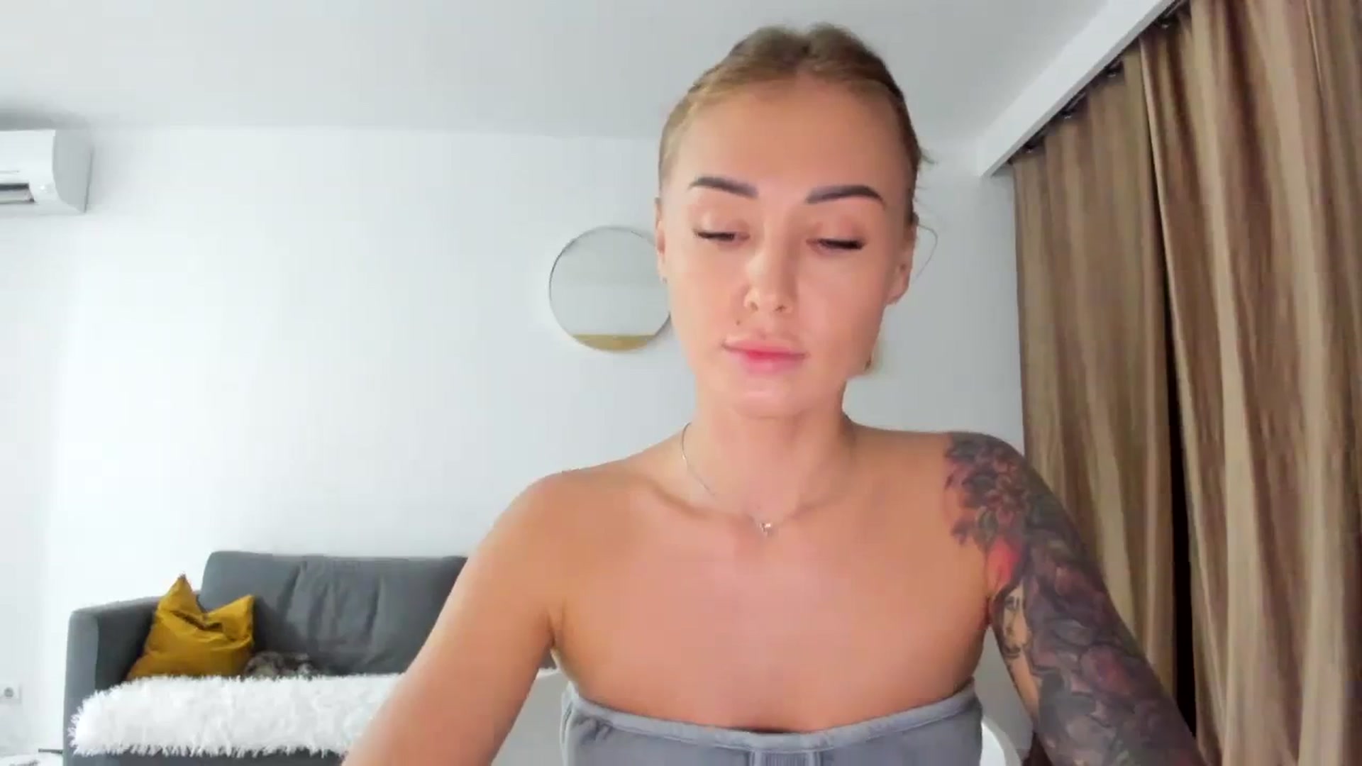 Gallery image thumbnail from AAA_Yas's myfreecams stream on, 11/20/2023, 20:59 image 3 of 20